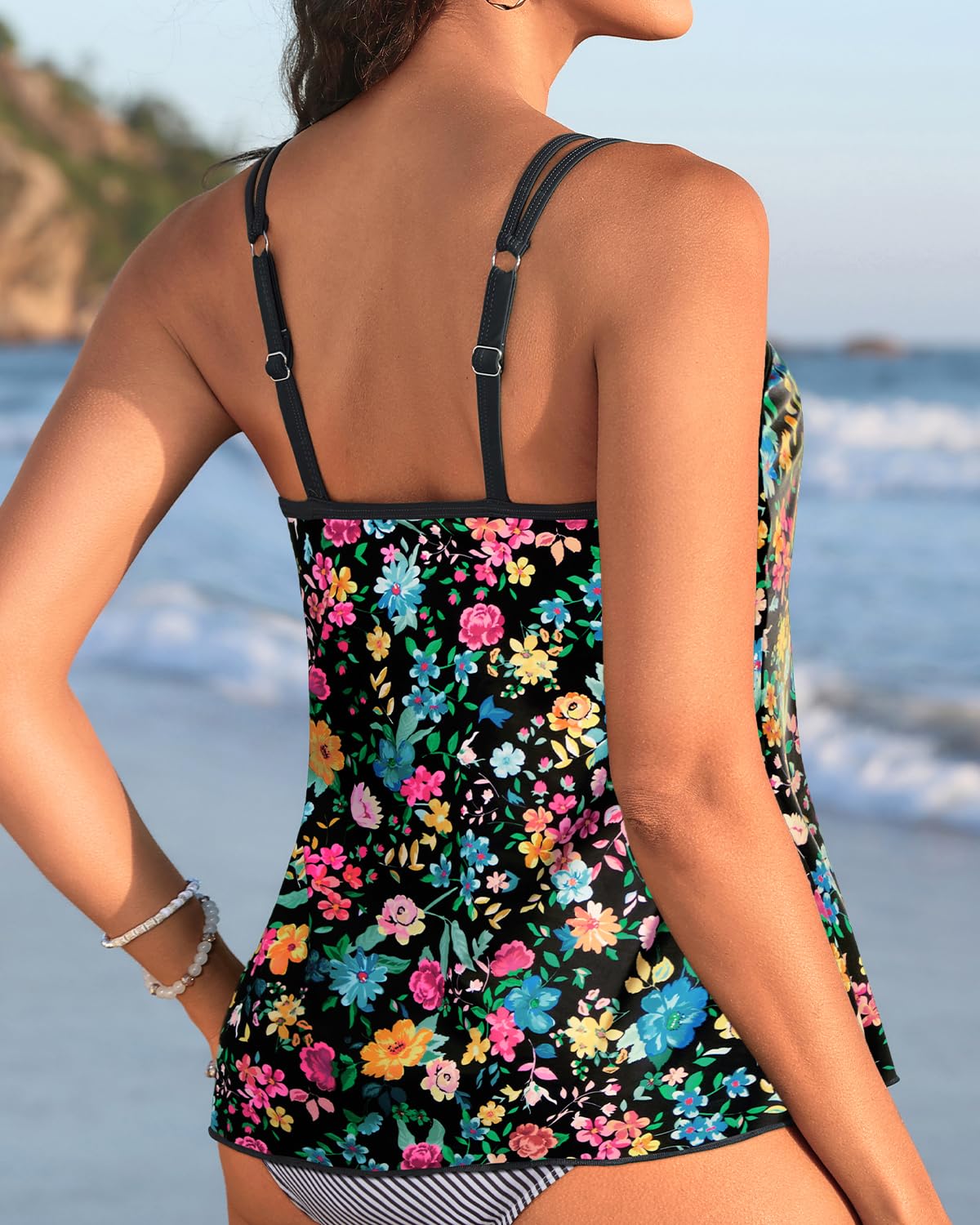 Flowy Tankini-Tops für Damen, bescheidener Badeanzug, lockere Passform, Badeoberteil, ohne Unterteil 2025 (erhältlich in Plus)