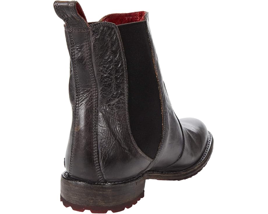 Bed Stu Nandi - Back View