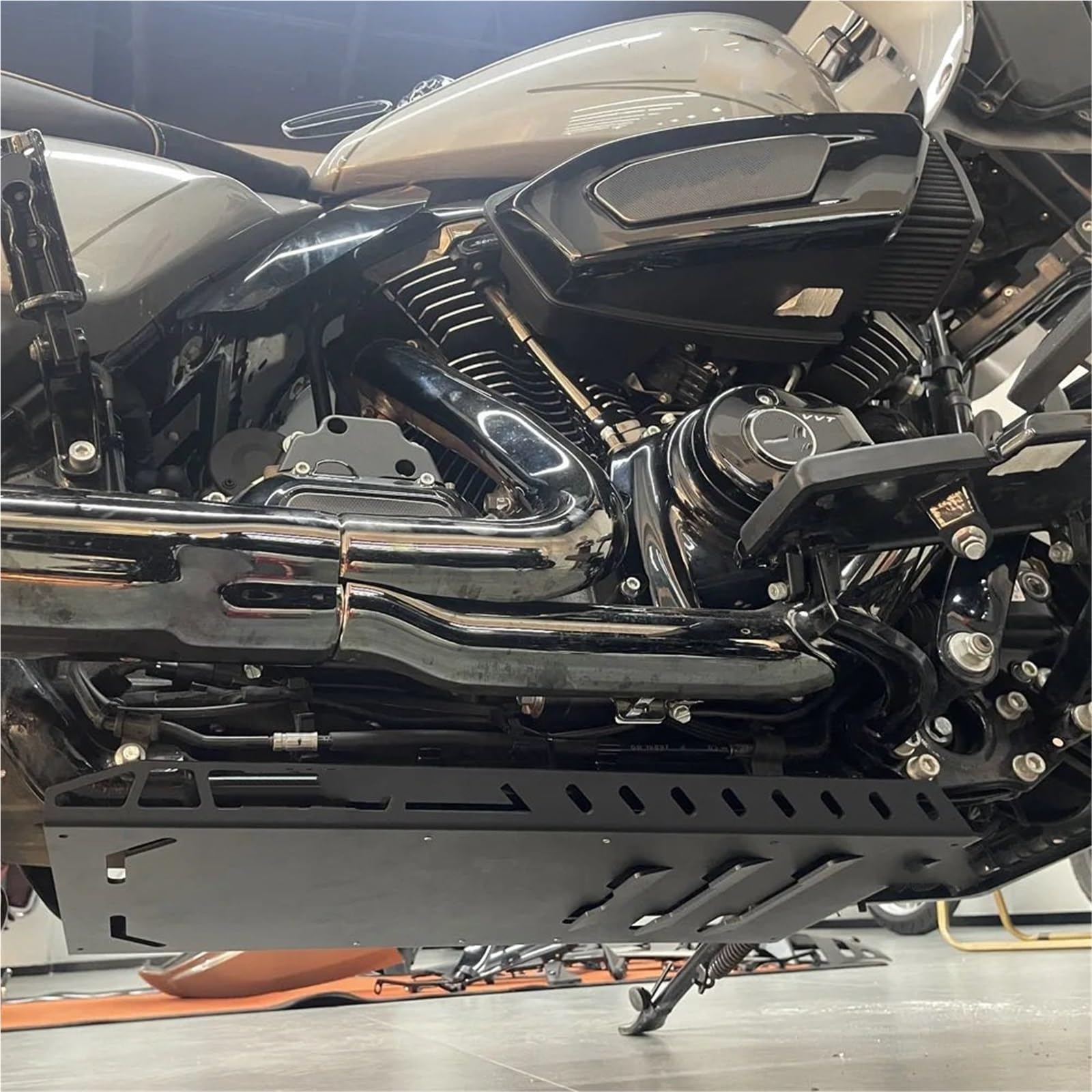 Per Street Roadking 2024 Kit protezione telaio protezione motore inferiore piastra paramotore copertura motore Base del Motore