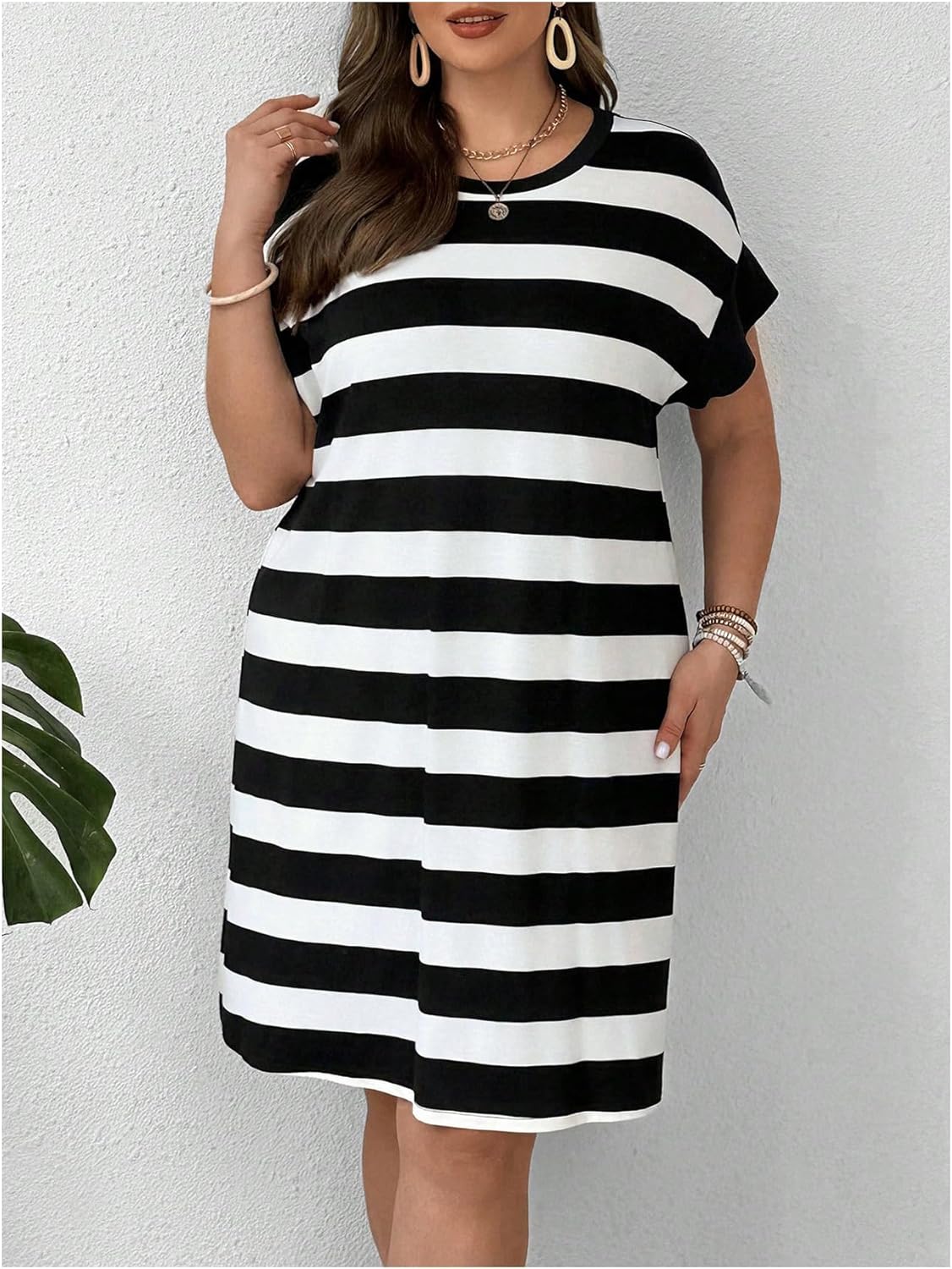Verdusa Women's Plus Size Striped T Shirt Dress Round Neck Summer Casual Short Dresses - Image 4
