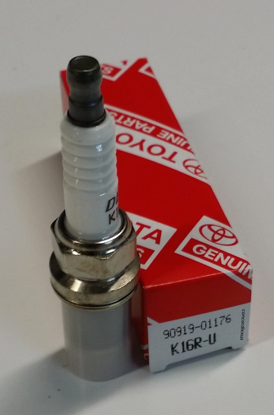 Amazon.com: Lexus 90919-01176, Spark Plug : Automotive