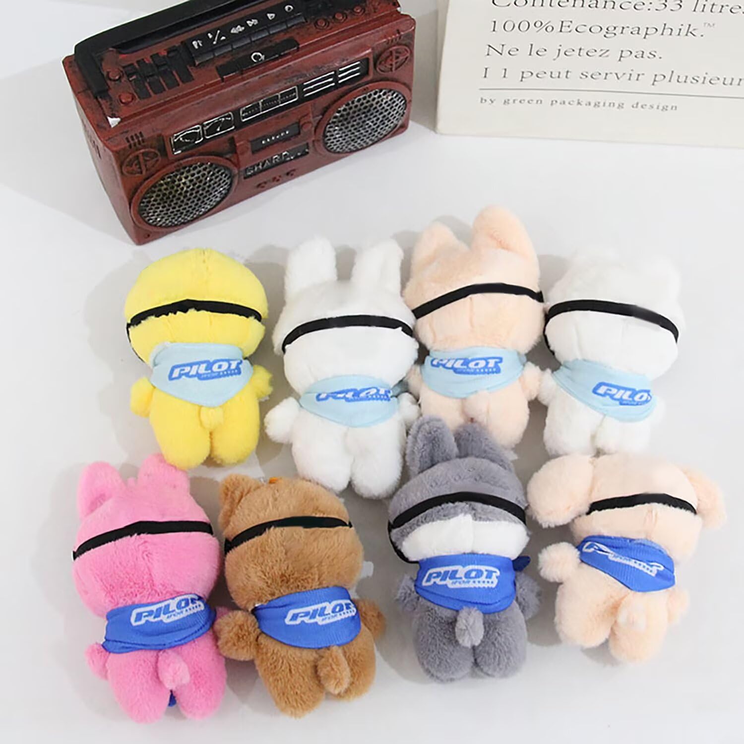 Amazon.com: Outofgas SKZ Dwaekki Pilot Plush Toy 3RD Fan Meeting