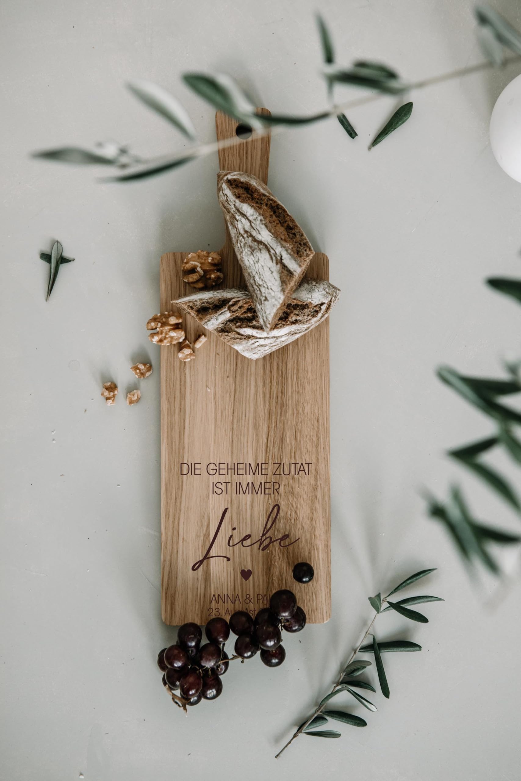 Schneidebrett Eiche massiv mit Gravur personalisiert, 2 Größen