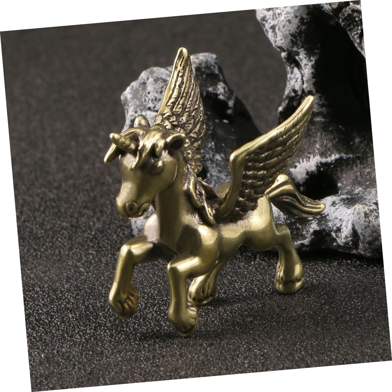IMIKEYA 4stücke Brass Statue Kreative Einhorn Skulptur Messing Für Schreibtisch-Dekoration Retro Design Langlebig Und Für Und Büro
