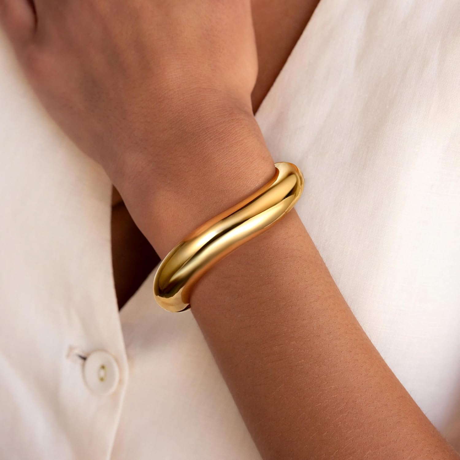 2Pcs Bangle Bracelets for Women Gold Arm Cuff 14k Gold Plated Chunky Gold Bangle Set Hinged Cuff Bracelets Trendy Arm Cuff Jewelry for Women - Image 2