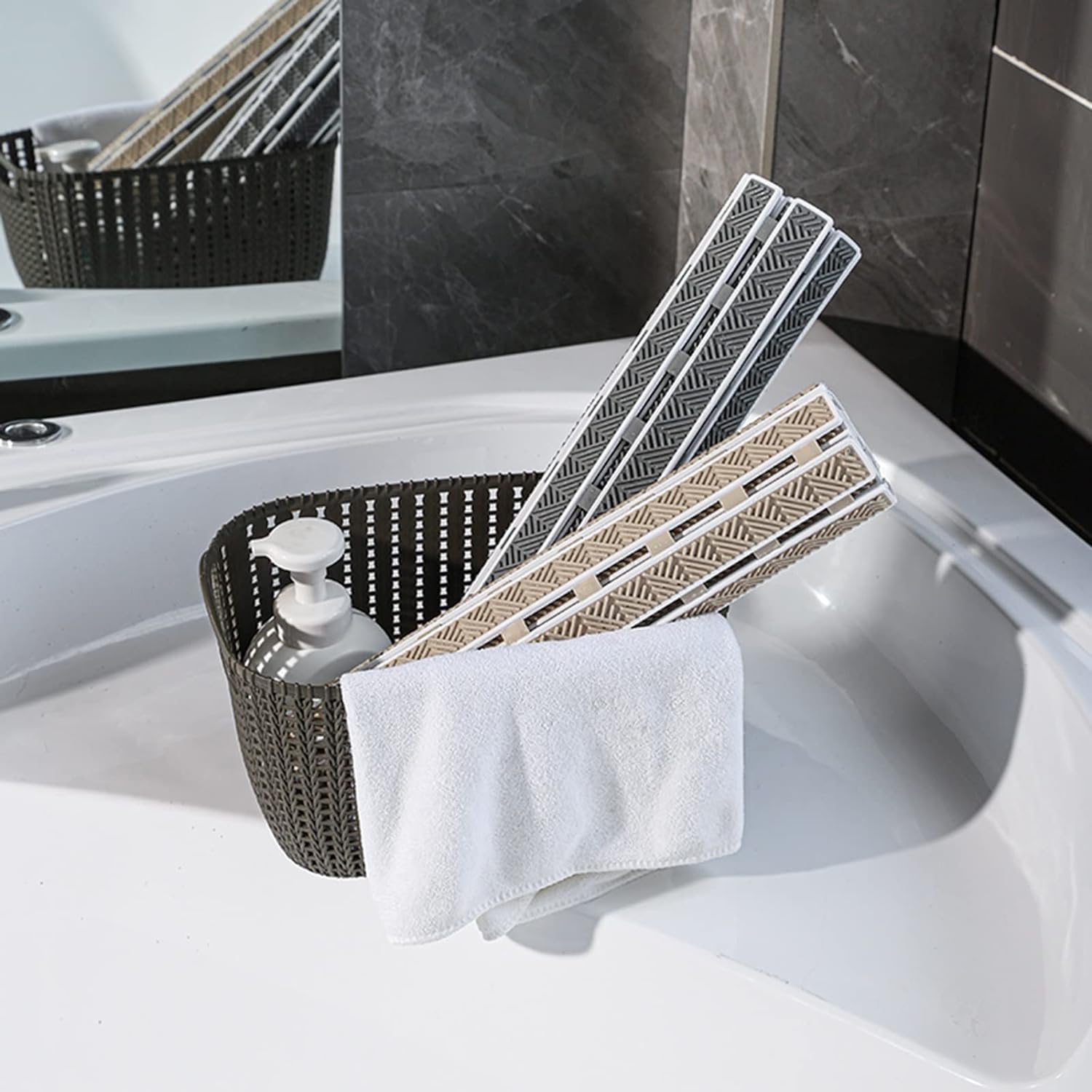 Tappetino antiscivolo in TPE drenante con ventosa Braun, 1 pezzo, 38 x 69 cm