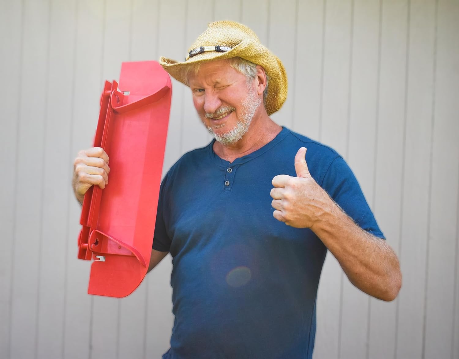 SweepReLeaf Trash Bag Holder