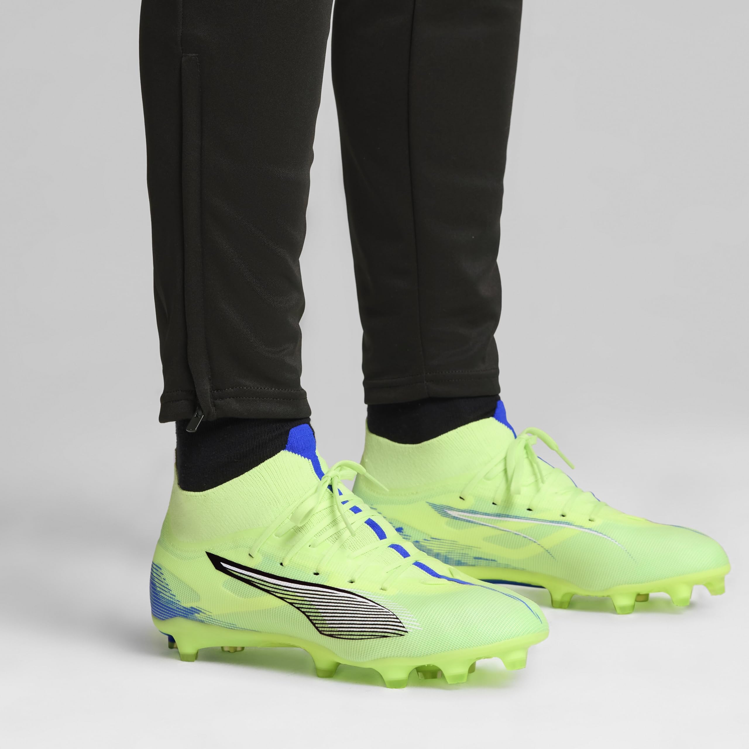 Puma Ultra 5 Match+ Fg/AG Soccer ShoeUnisex - Adulto