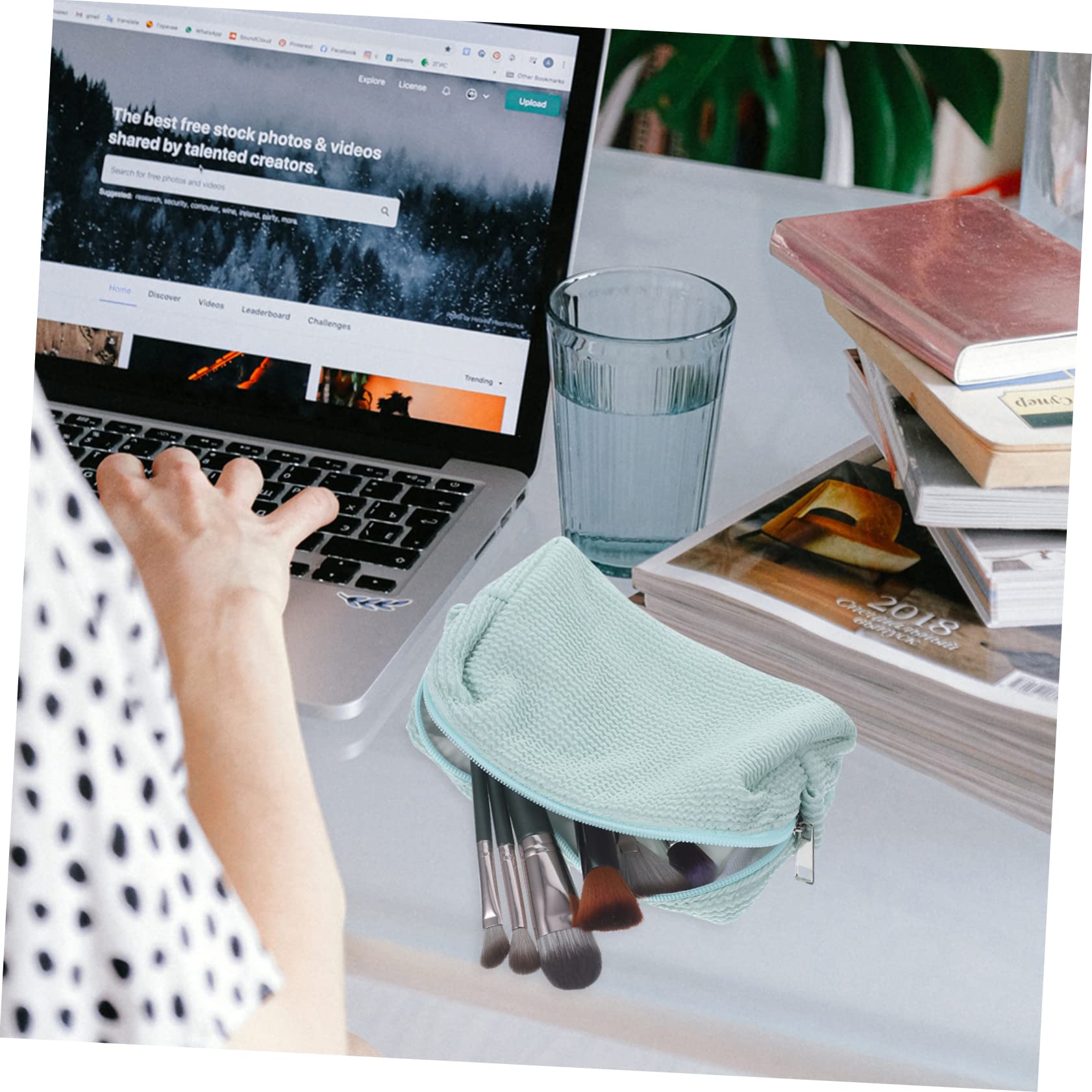 Mipcase 5pezzi Borsa Da Viaggio Per Cosmetici Pochette Porta Trucco Piccola Borsa Impermabile Con Zip Per Ragazze Viaggio e Uso Domestico Elegante