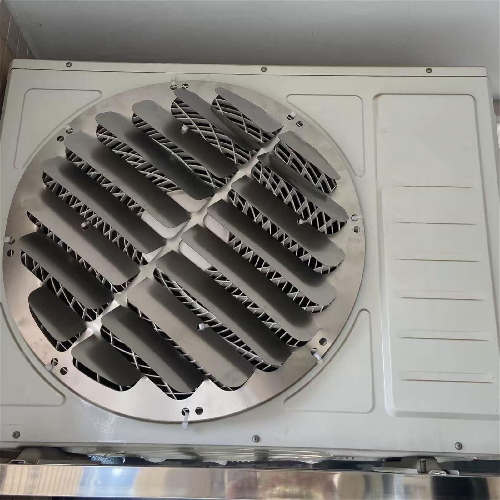 LSMDPT Dia 25 40 46 48 50 53 Cm Air Conditioner Outdoor Unit Wind Deflector, Stainless Steel Shutter Deflector, Anti Direct Blow Ac Condenser Baffle(Dia 48cm/19in)