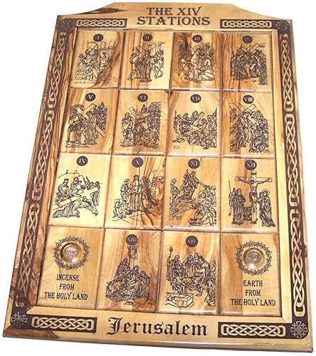 Holy Land Market Icono de cruz de madera de olivo - Estaciones de la Cruz, placa grabada con láser, 15 x 10.5 pulgadas, artesanía de Tierra Santa