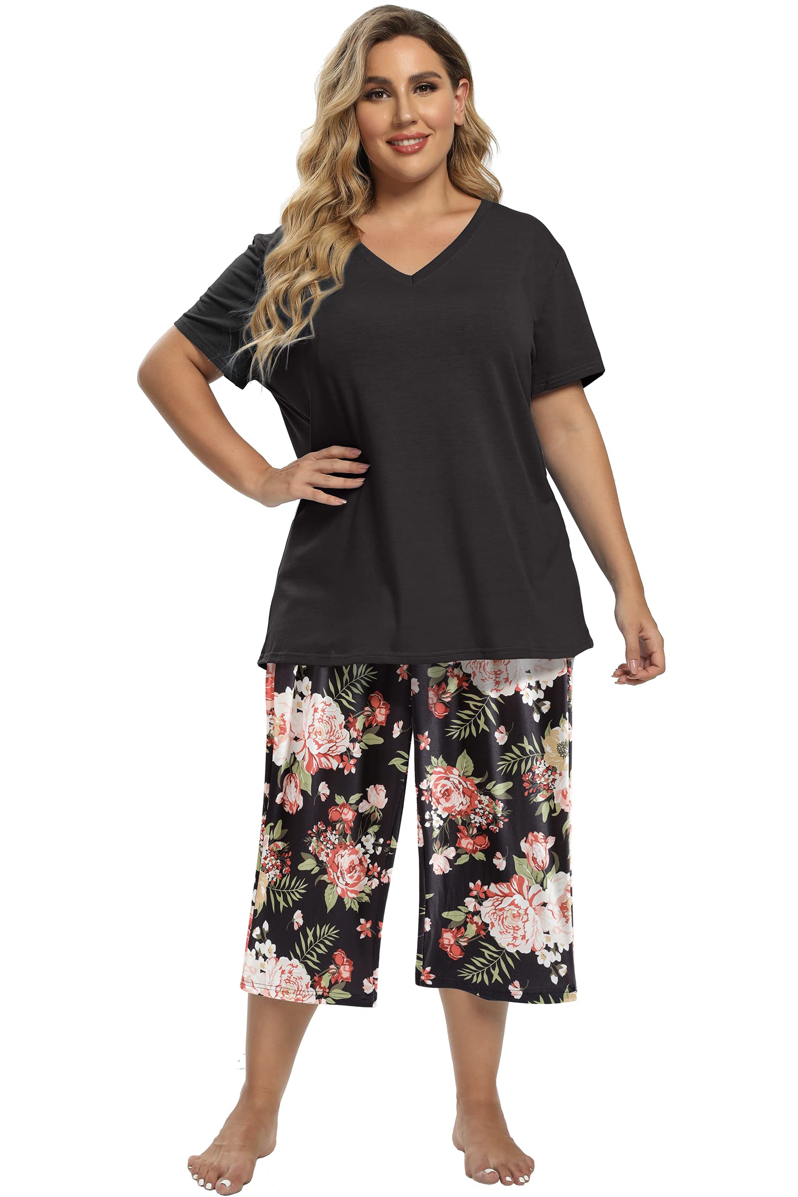 Vozanet Women's Pajamas Set Soft V Neck Sleepwear Top and Capri Pj Lounge Sets Cartoon Heart Shape Cat Nighty Plus Size