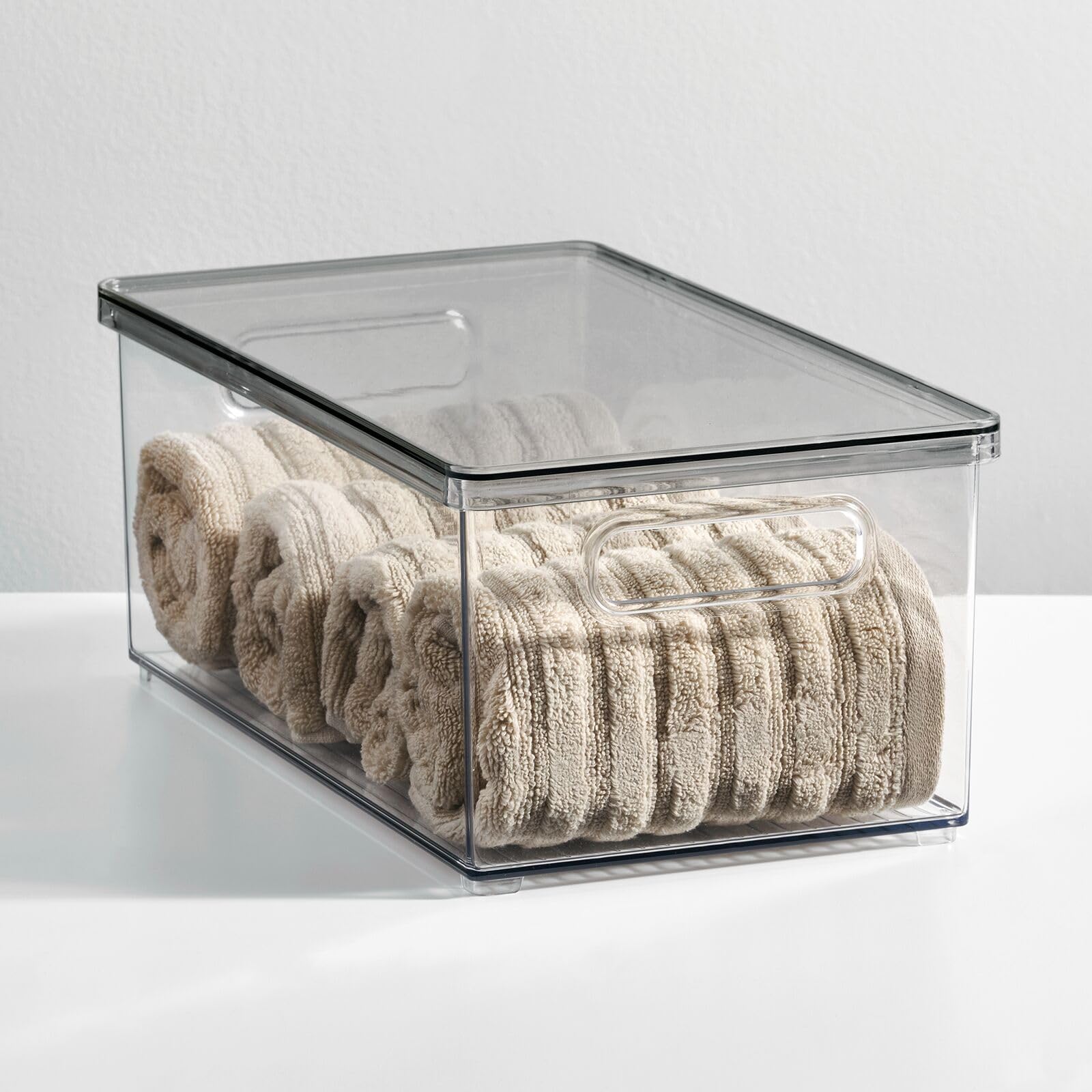 mDesign 4er-Set Kosmetik Organizer – praktische Kosmetikaufbewahrung aus Kunststoff mit abnehmbarem Deckel – stapelbare Kunststoffbox zur Aufbewahrung von Kosmetik und Make-up – durchsichtig/grau