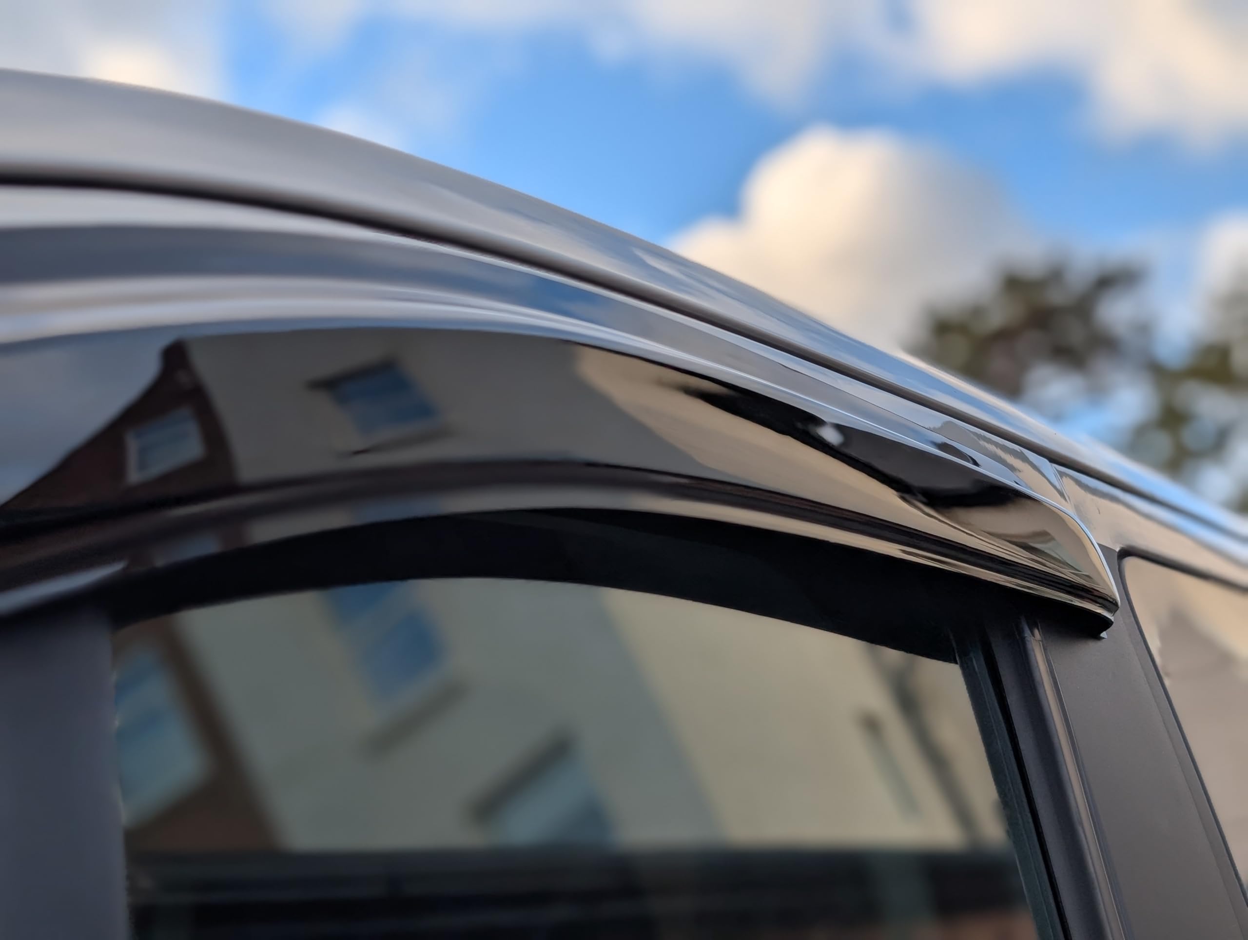 Para adaptarse a: deflectores de viento para Ford Transit Custom 2013 a 2023 – Juego de 2 piezas de ajuste externo, tintados, deflectores adhesivos de alta calidad para conductor y pasajero, reducen