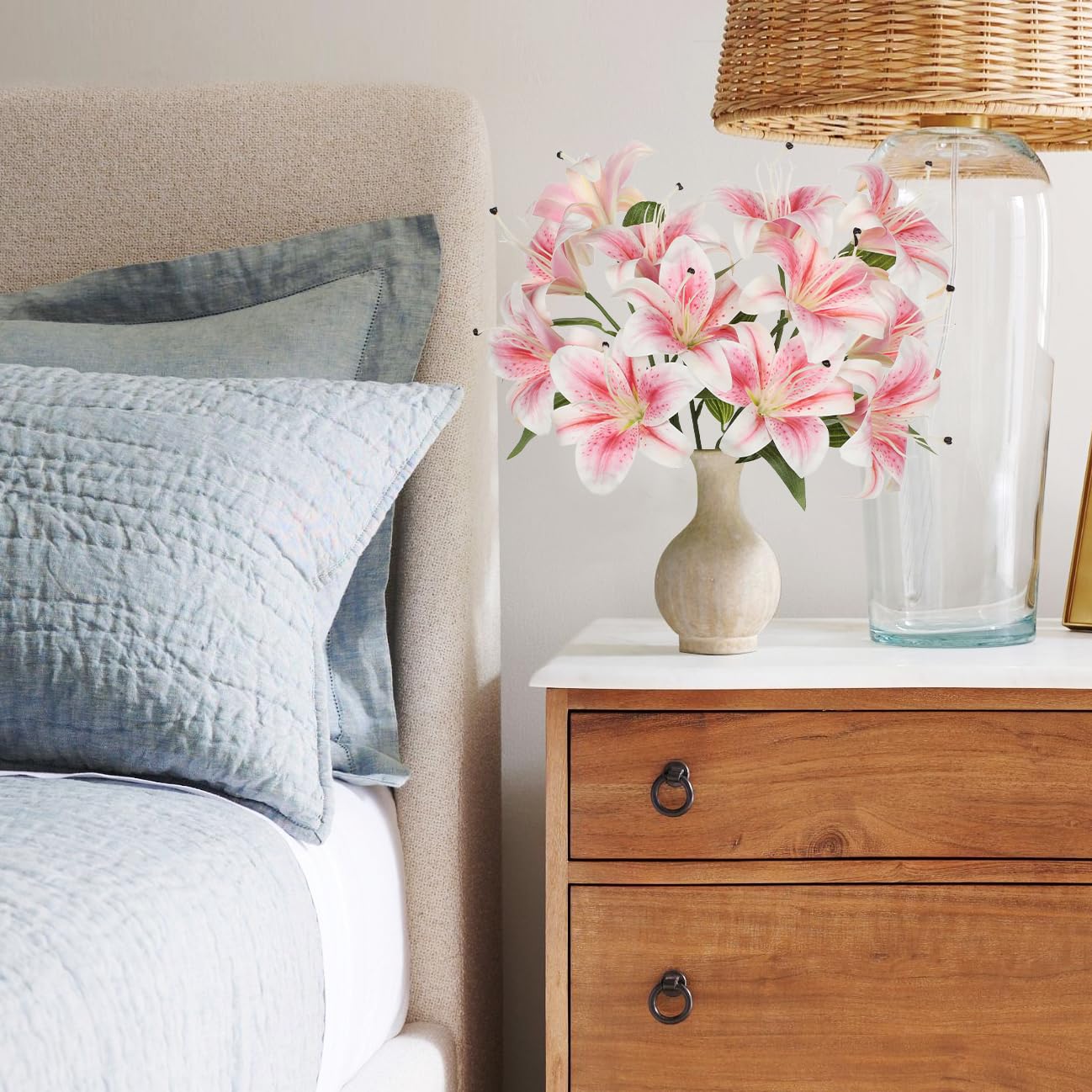 Oairse Set di 2 mazzi di fiori artificiali di giglio rosa finto con 12 teste, fiori finti realistici per la decorazione della casa, centrotavola per matrimoni, regalo fai da te, composizioni floreali