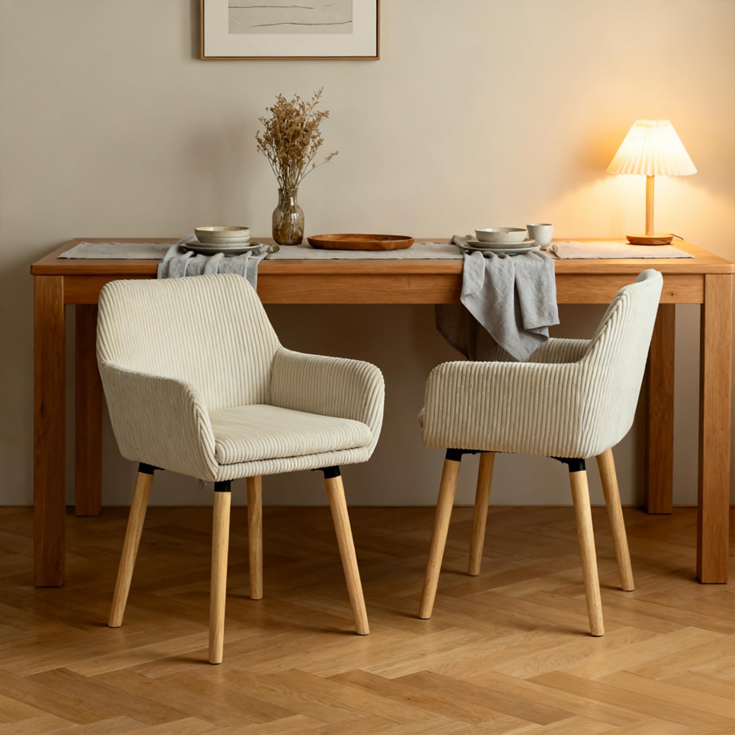 MEUBLE Cosy Sillas de Comedor Escandinavo Juego de 2, Sillas Cocina con Reposabrazos, Asiento Acolchado en Tela de Pana, Patas de Madera, Beige