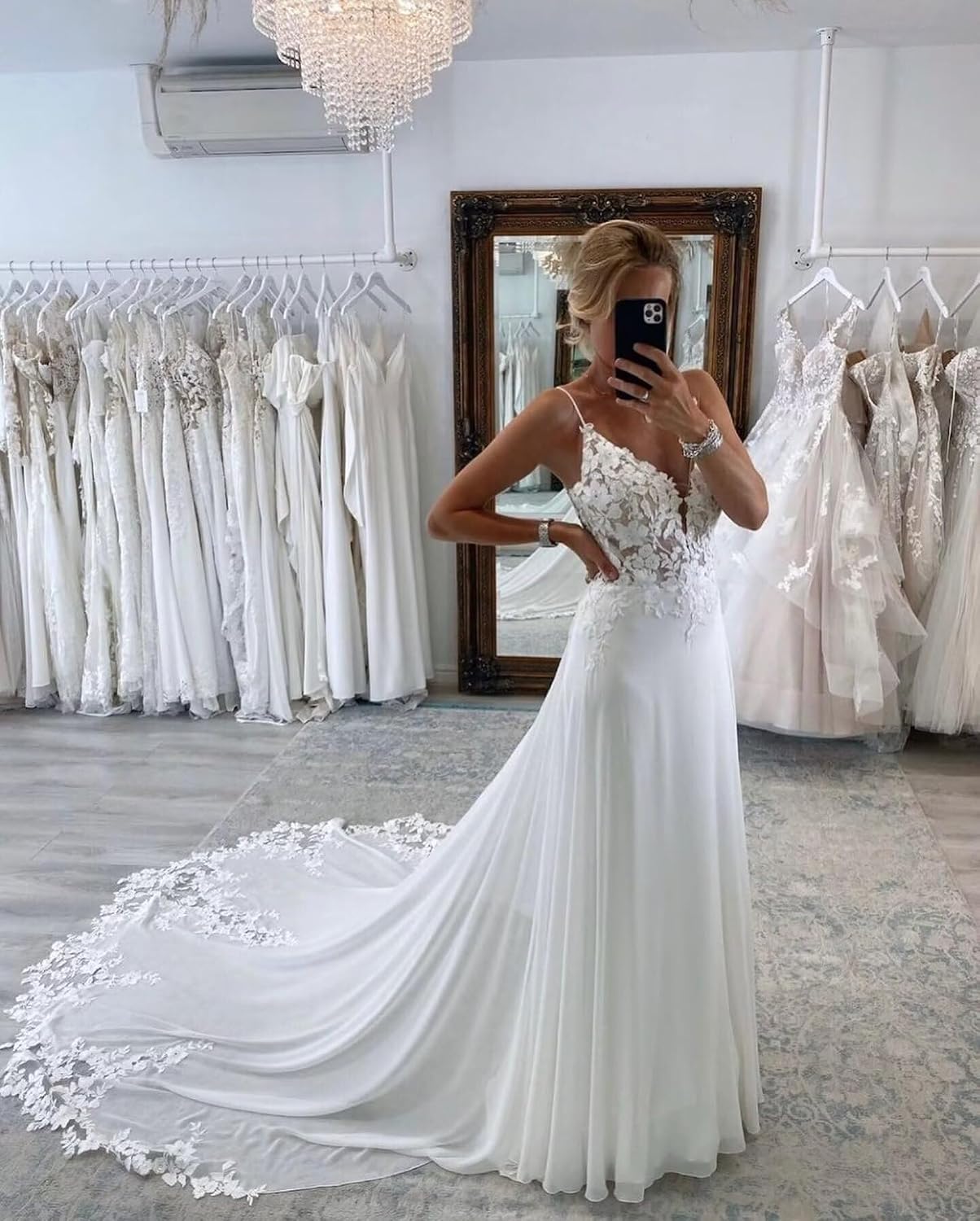 Women's Spaghetti Straps Mermaid Beach Wedding Dresses for Bride 2024 Lace Appliques Boho Bridal Gowns LSW106