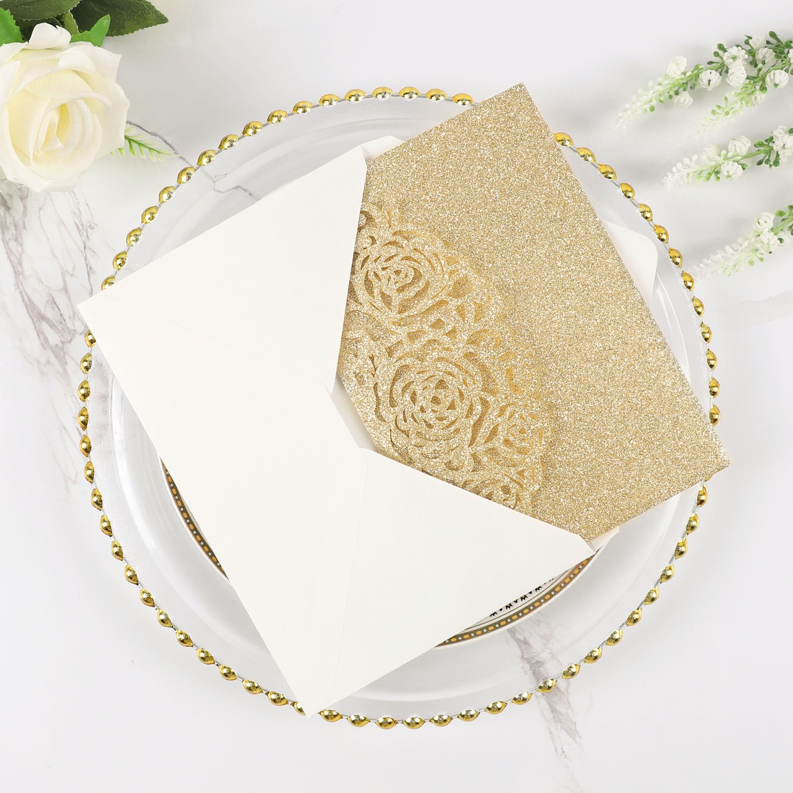 Quinceanera-Einladungs-Set für Verlobung, Geburtstag, Quinceanera, goldfarben, lasergeschnitten, mit Umschlägen und RSVP-Karten, dreifach gefaltet, goldfarben, glitzernd, 25 Stück
