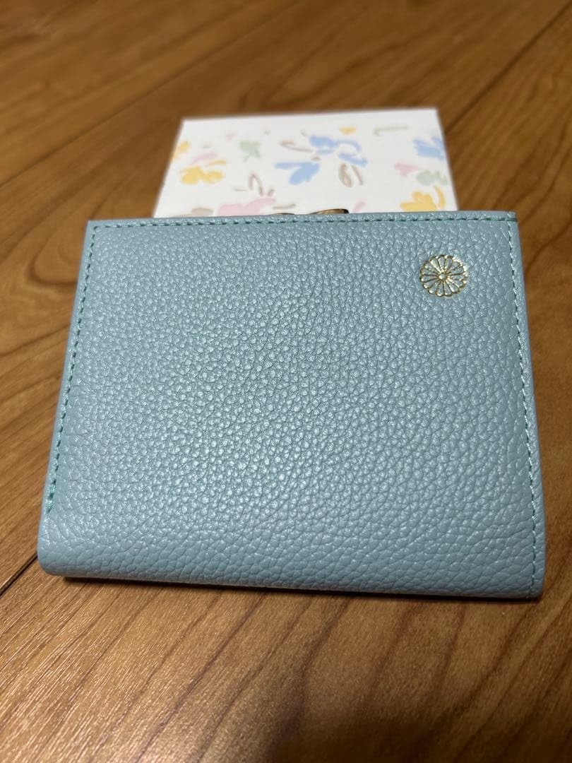 皇居財布　水色 Amazon.co.jp: 皇居限定 二つ折り財布 がま口財布 水色 ブルー