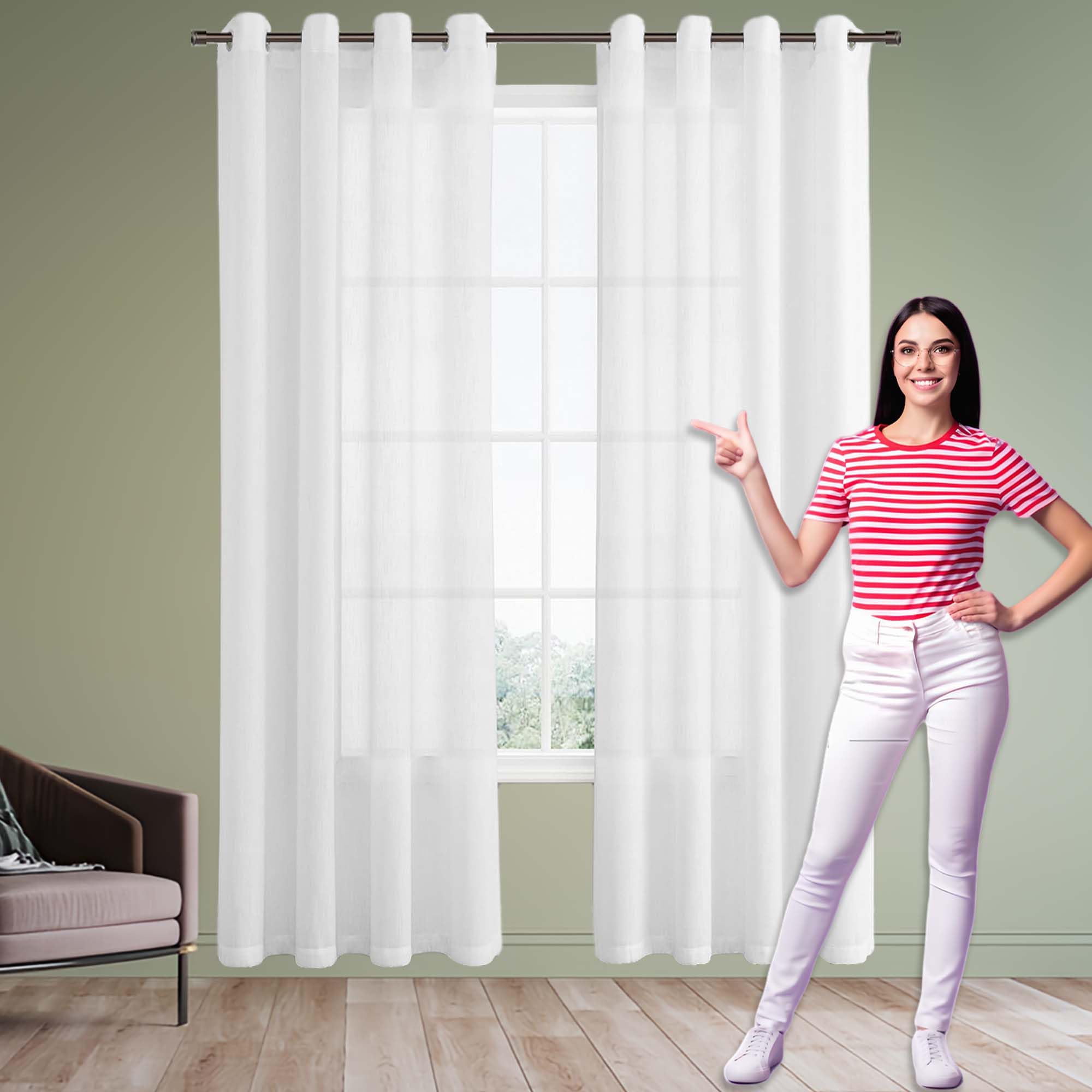 Voilages intérieurs blancs 360x330 pour chambre parentale paisible