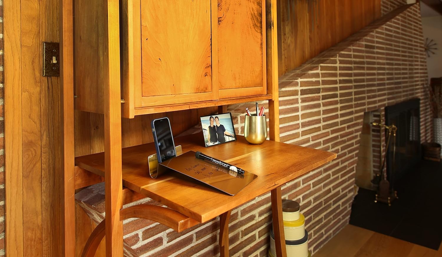 Three by Three Seattle Desktop to-Do Board: Conquer Chaos with Our Sleek 5.5 x 9 Inch Desk Organizer, Includes 4 Markers (Golden Board)