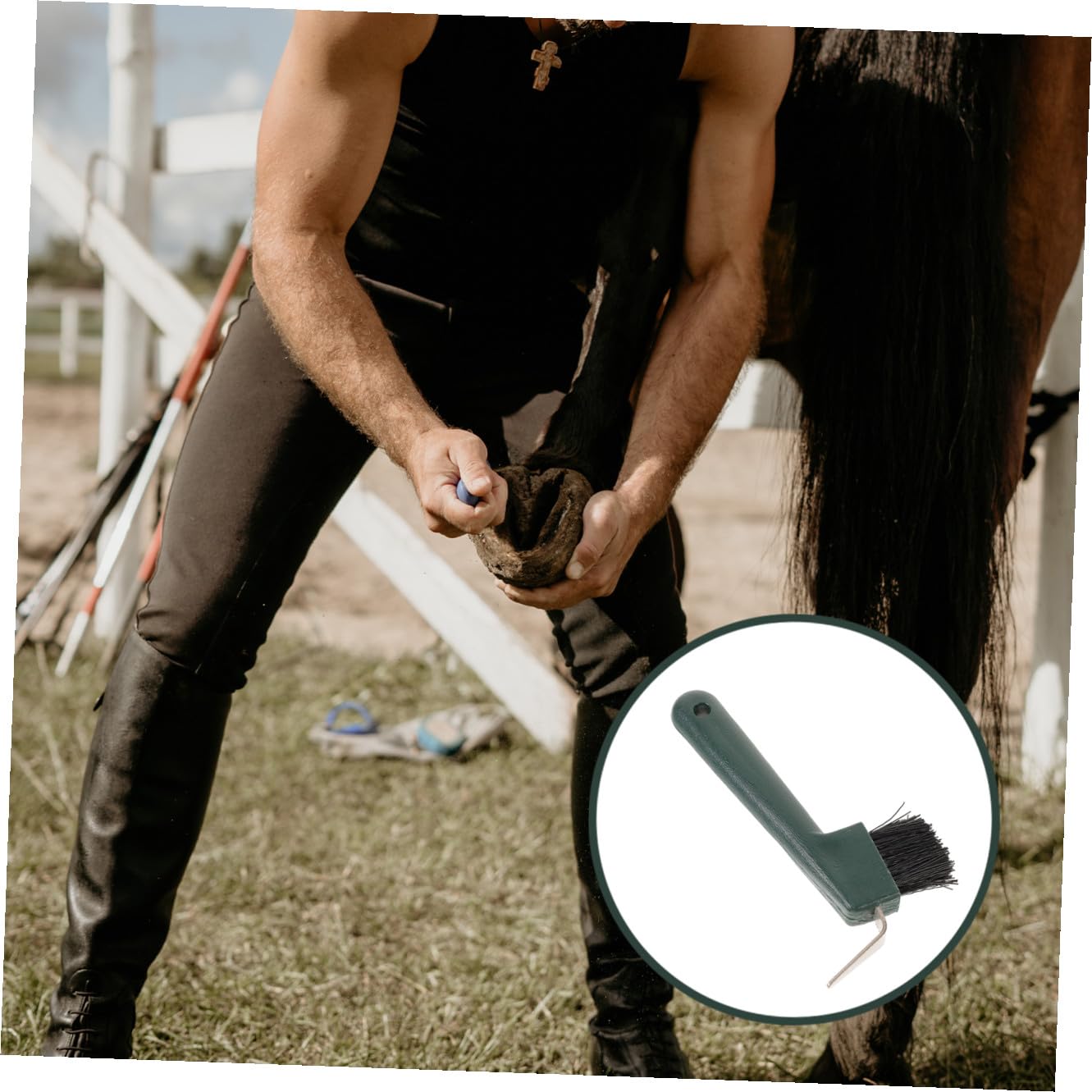 Horse Hoof Pick Brush Multi-functional Grooming Tool for Easy Hoof Cleaning and Horse Care for Removing Mud and Debris