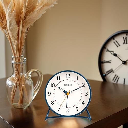 Miniatura 5 de Reloj despertador analógico retro antiguo de 4.5 pulgadas, pequeño reloj de escritorio silencioso con luz manual, repetición, para sala de estar,