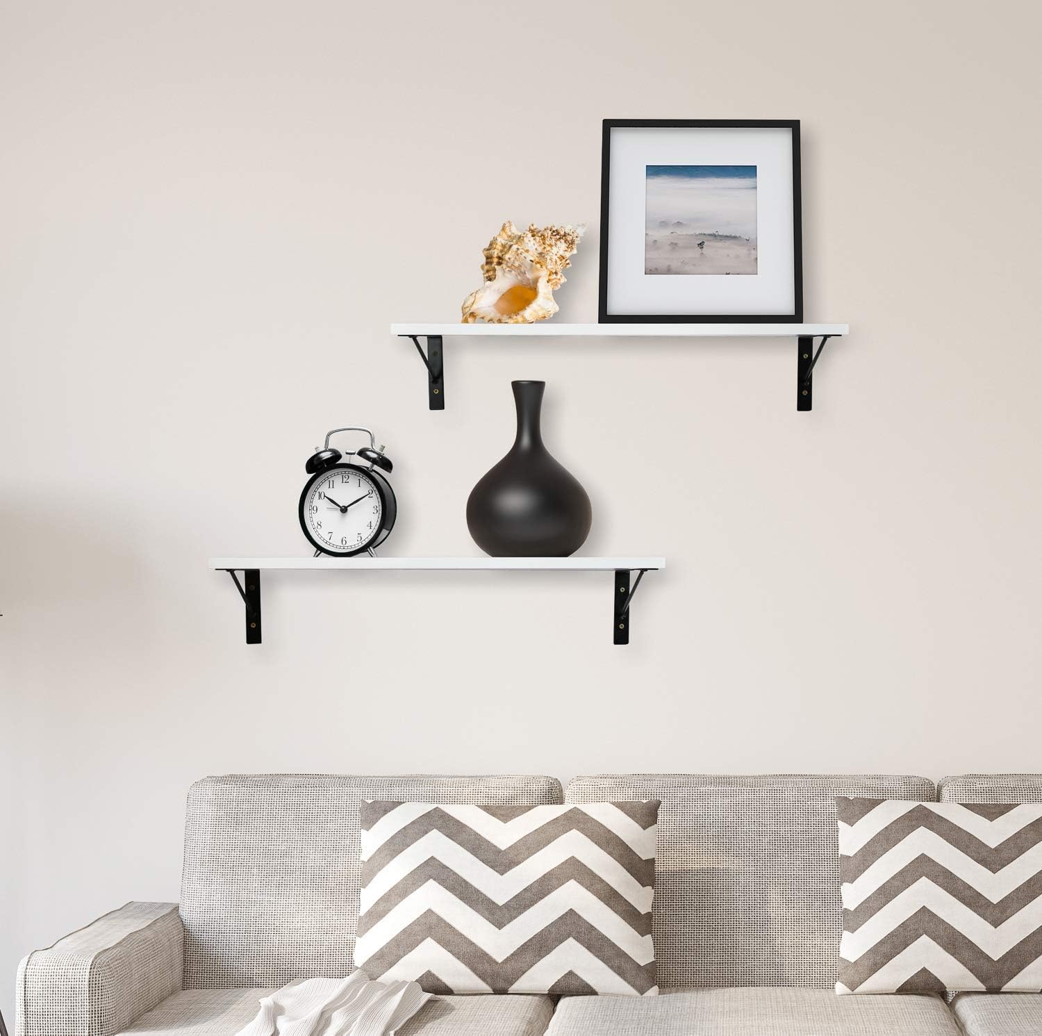 Greenco Wall Mounted Floating Shelves, Modern Decor, Display Ledge, White - Set of 2 | Badroom, Kitchen, and Bathroom Decor Shelf | Great for Books, Dry Goods, Small Gadgets, and Decorations