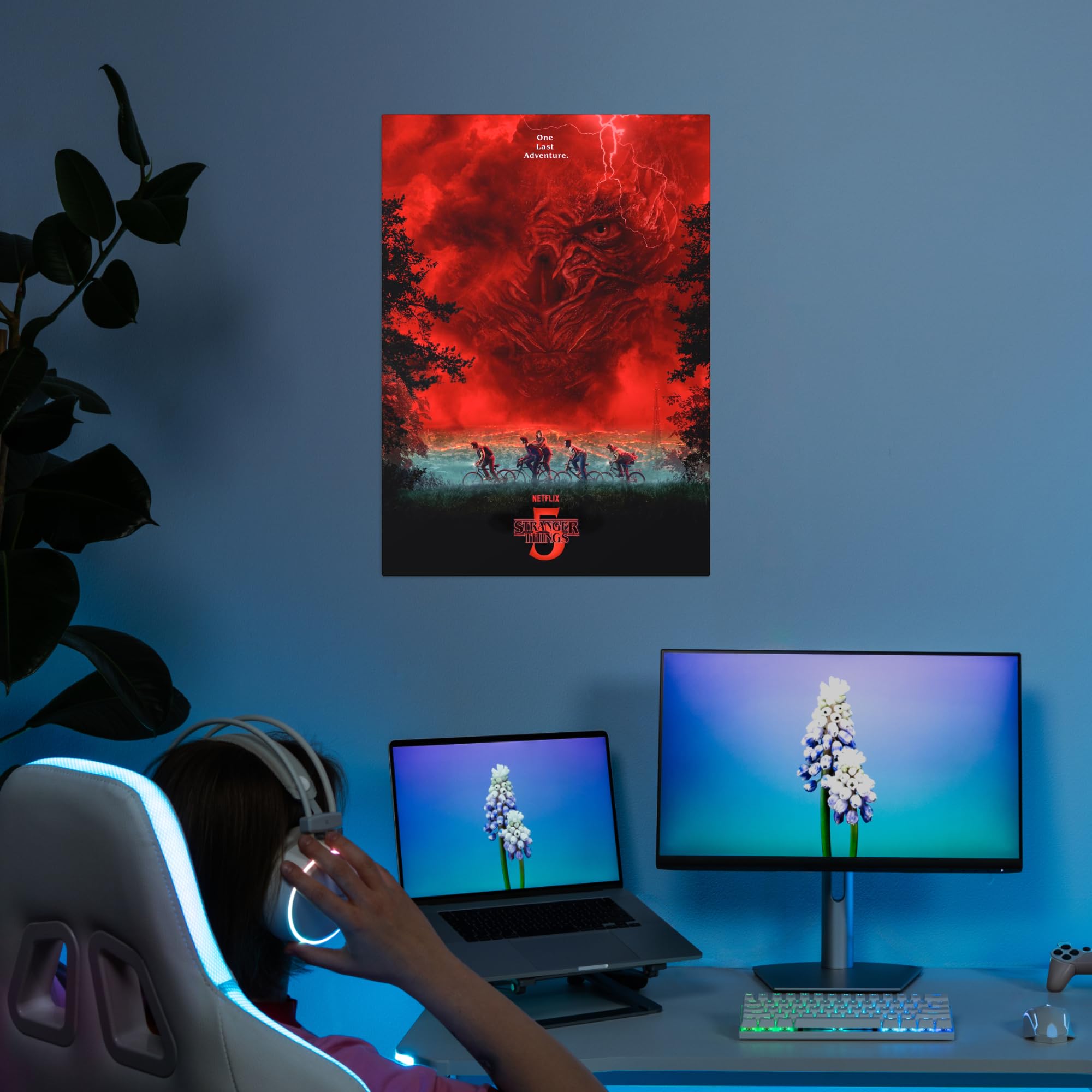 Displate Metallposter Stranger Things 5 Plakat - The last adventure - Wandbilder Spielzimmer Bilder Deko Schlafzimmer - Geschenk - Wanddeko Metall Poster 32 cm x 45 cm