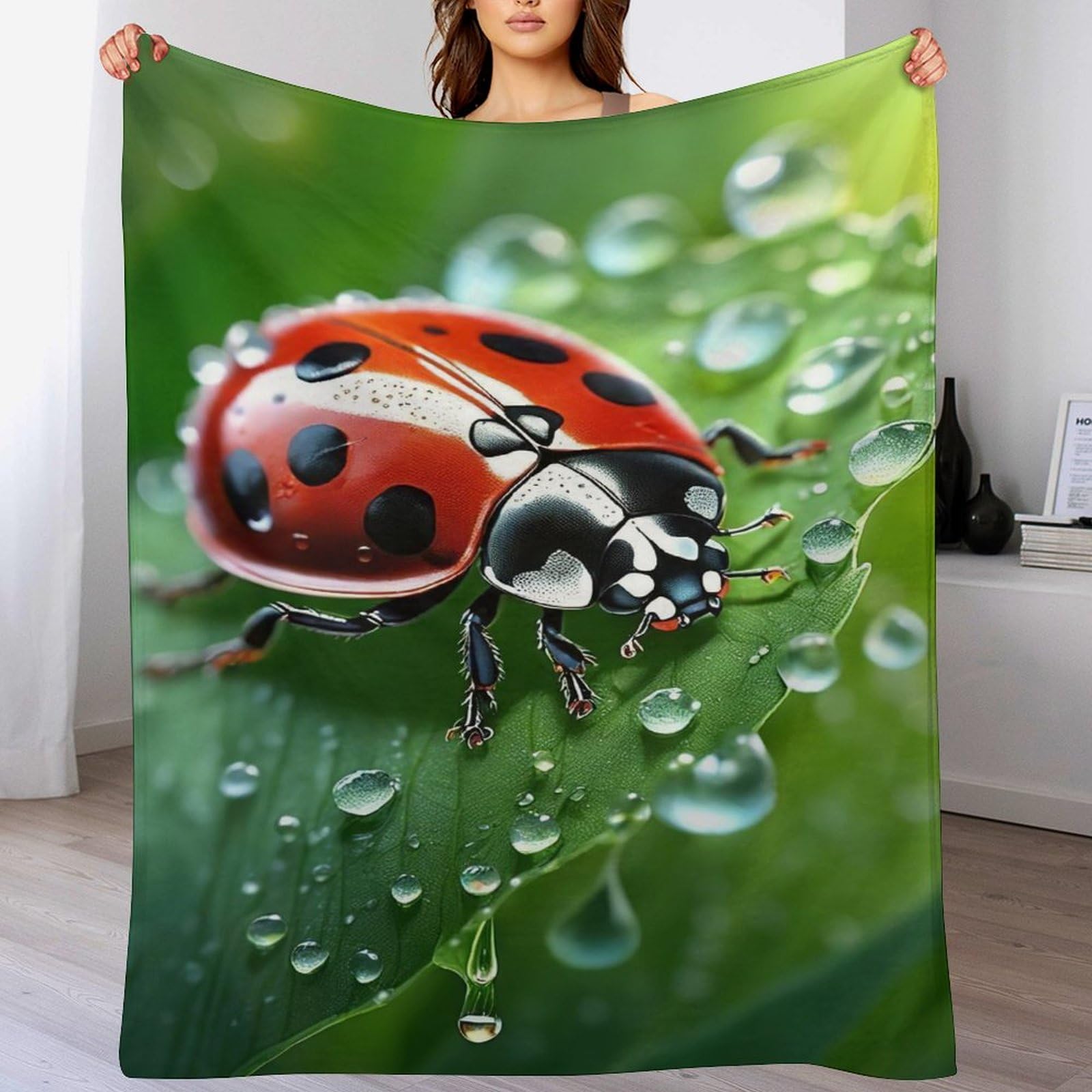 Couverture epaisse coccinelle anti-froid pour rester au chaud avec sa flannel lavable