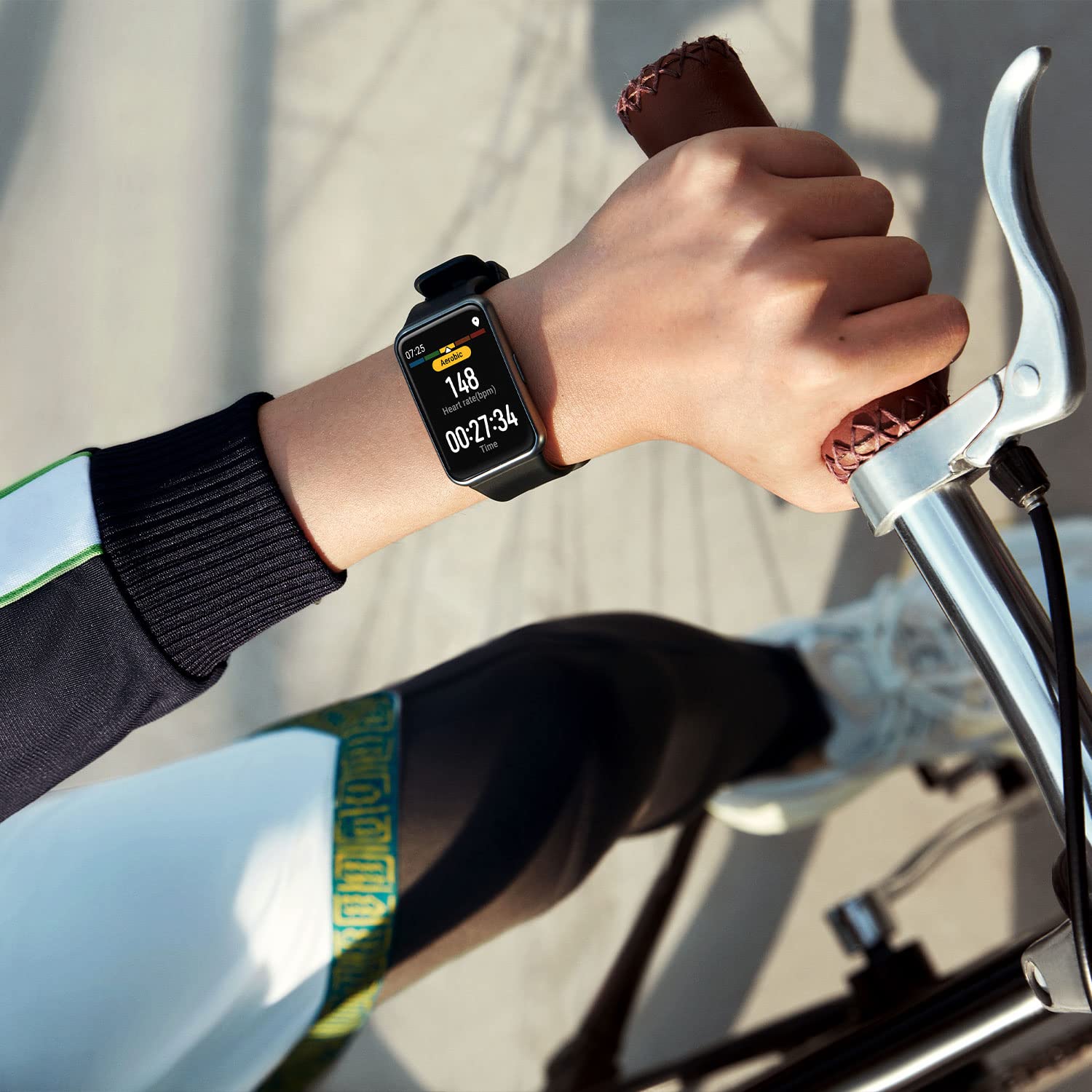 HUAWEI WATCH FIT Smartwatch, Display AMOLED da 1.64", Animazioni Quick-Workout, Durata della Batteria 10 Giorni, 96 Modalità di Allenamento, GPS Integrato, 5ATM, Monitoraggio del Sonno, Black