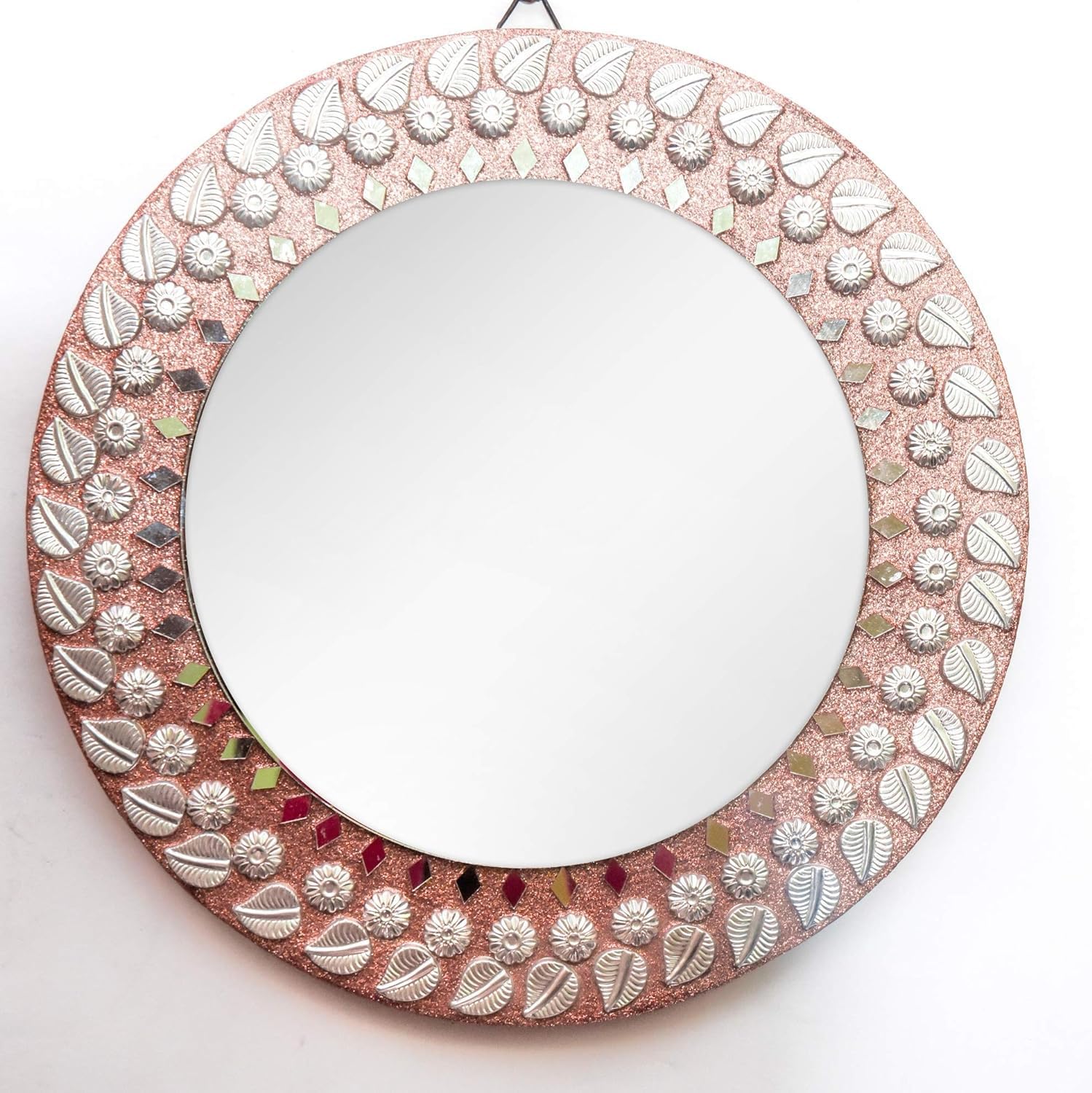 Miroir mural rond en bois pour agrandir un petit couloir sombre