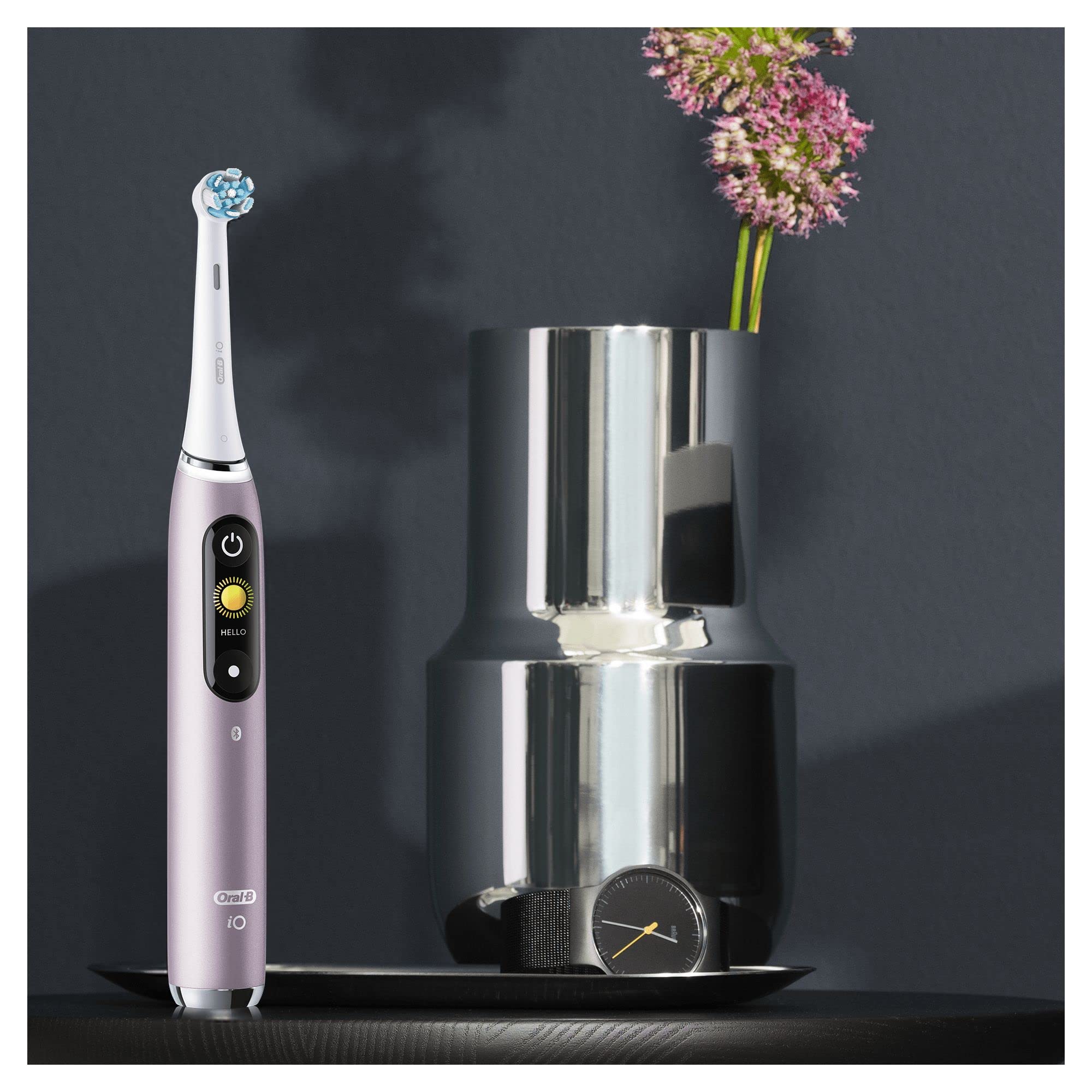 Oral-B Spazzolino Elettrico Ricaricabile iO9 Rosa Edizione Speciale, 1 Testina, 1 Astuccio Magnetico, 1 Custodia Da Viaggio Ricaricabile, 1 Spazzolino