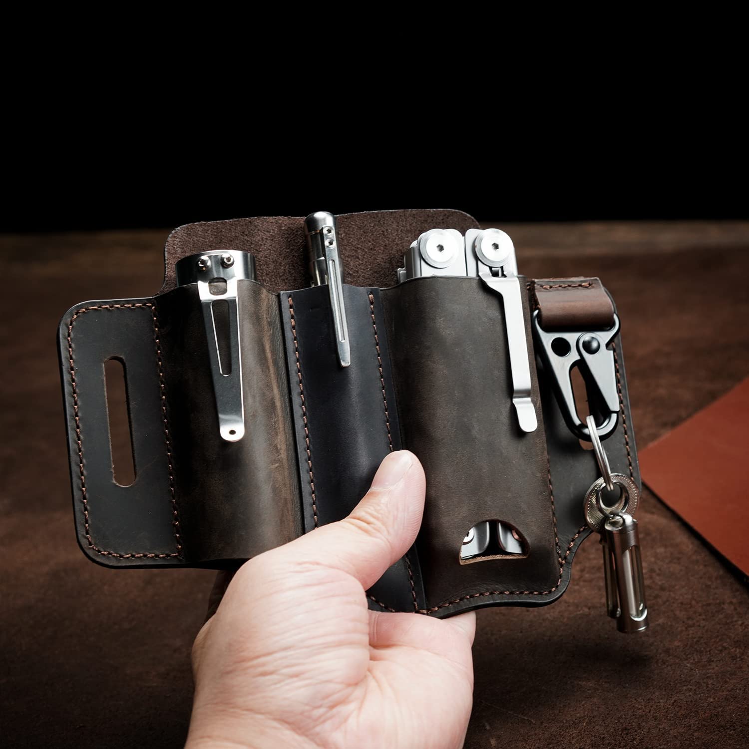 VIPERADE PJ13 EDC Funda de cuero, Multitools Funda/Herramientas Funda/Cuchillo Cinturón Funda/Linterna Vaina para Leatherman Multitools/Cuchillos, Hecho a Mano 3 Bolsillos Organizador Funda