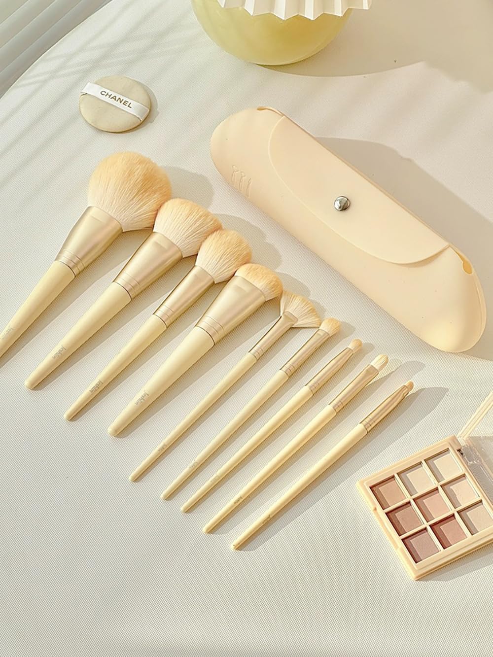 Entonic Silicone Makeup Brush Holder Makeup Bag Cosmetic Travel Bag Waterproof Make up Organizer Portable Brushes Case Toiletry Pouch Anti-Fall Out Magnetic Closure Purse Bag (Yellow) - Image 2