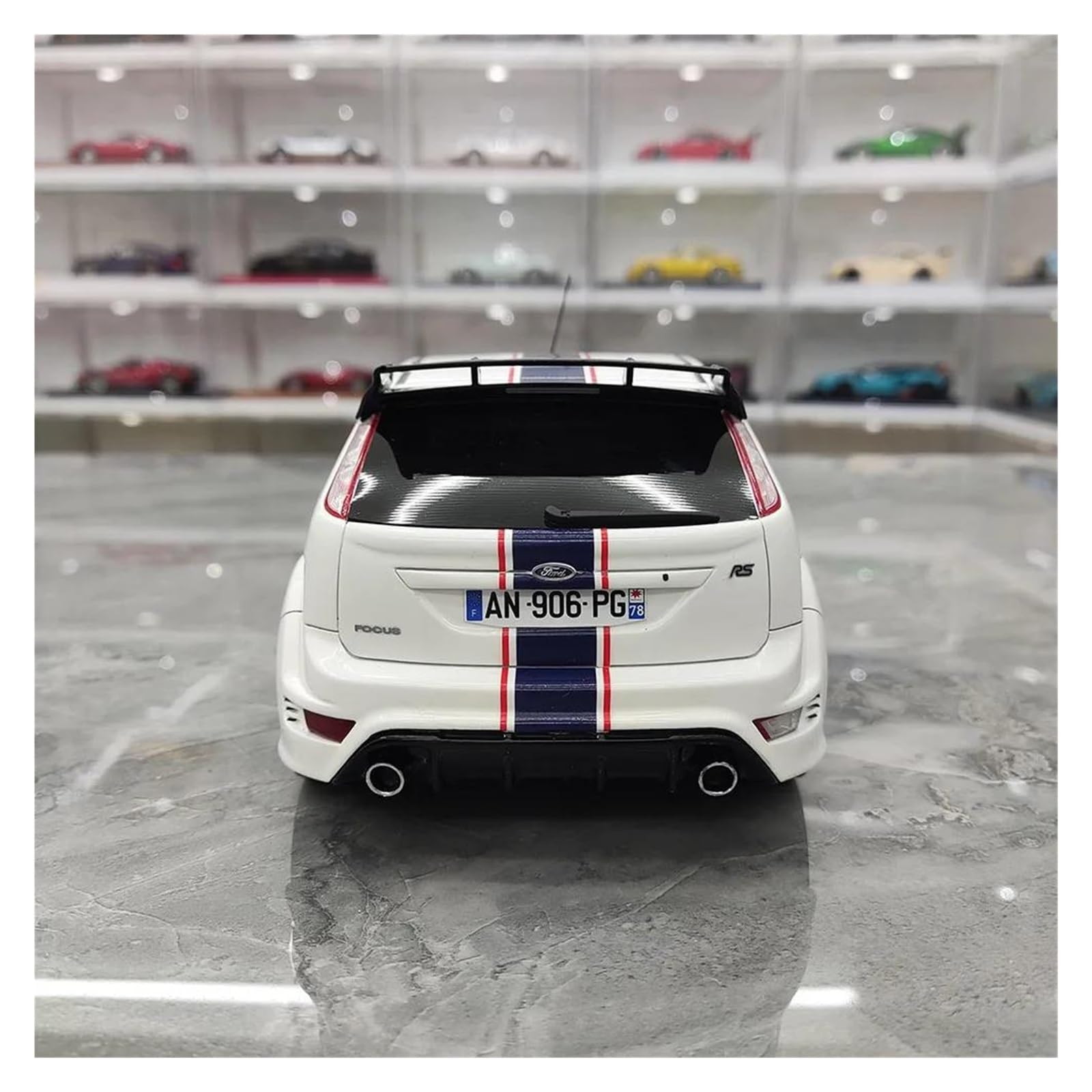 Metallo Scala Replica Resina 1 18 Adatta Per Ford Focus Mk2 RS Modello Di Auto Statica Simulata Decorazione Per La Casa Hobby Veicoli Giochi Set
