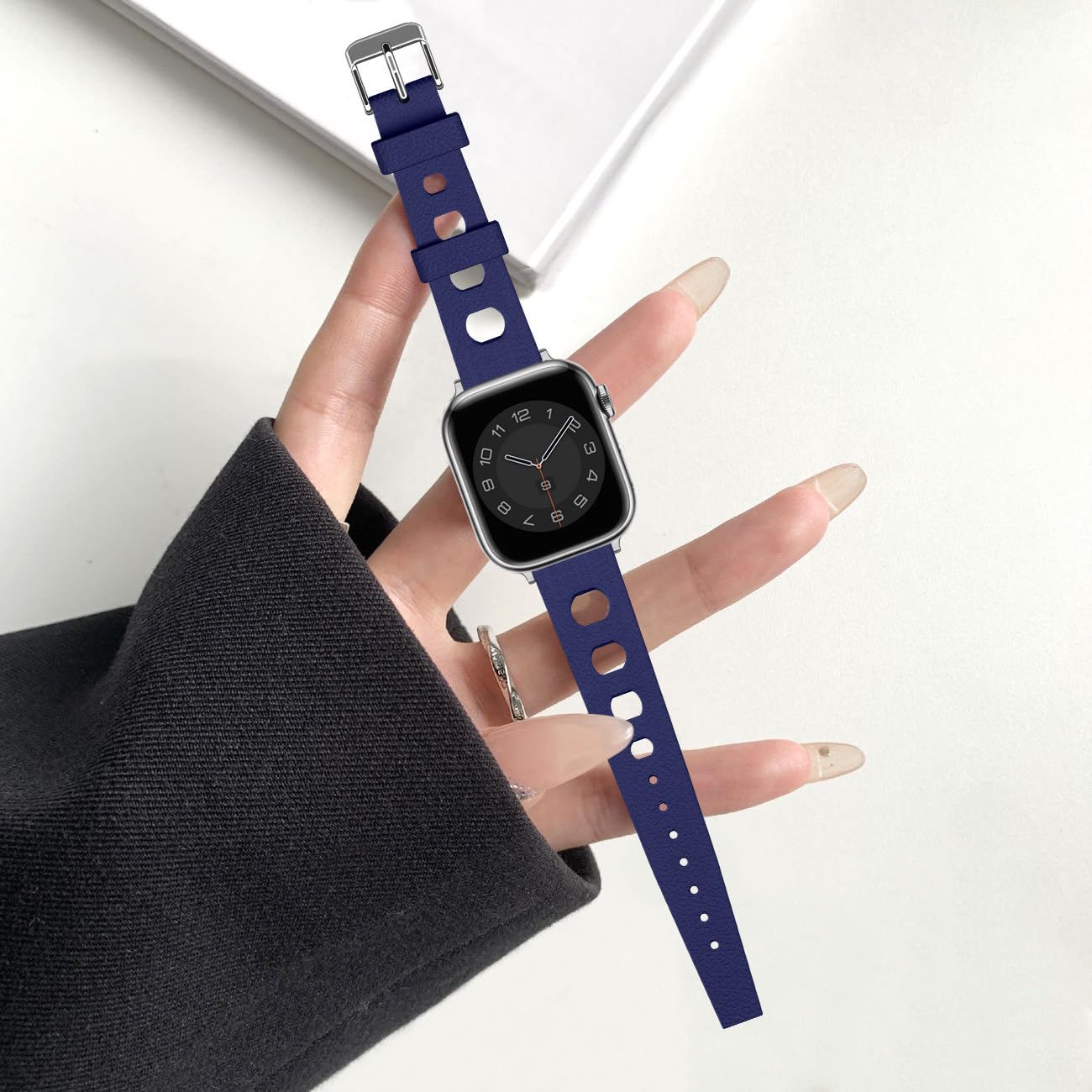 Compatibile con cinturini Apple Watch da 38 mm/40 mm/41 mm/42 mm/44 mm/45 mm/49 mm, cinturino sportivo di ricambio in gomma per iWatch serie 9/8/7/6/5/4/3 Ultra/SE, per uomini e donne