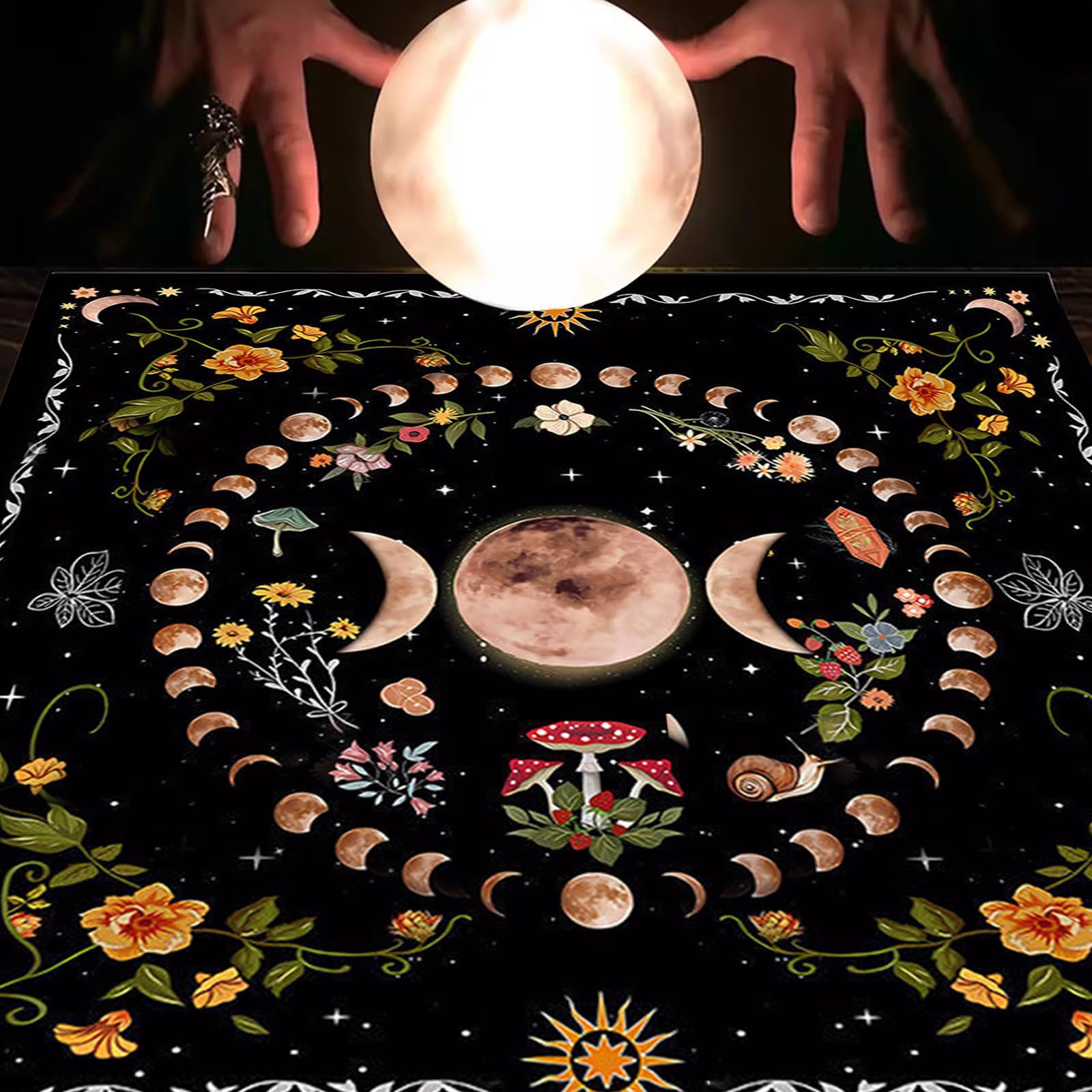Tappeto per Tarocchi con Disegno delle Fasi Lunari, Tovaglia per Altare per la Pratica della Cartomanzia e del Pendolino, Accessorio per Esoterismo e Divinazione, Misura 50 x 50 cm