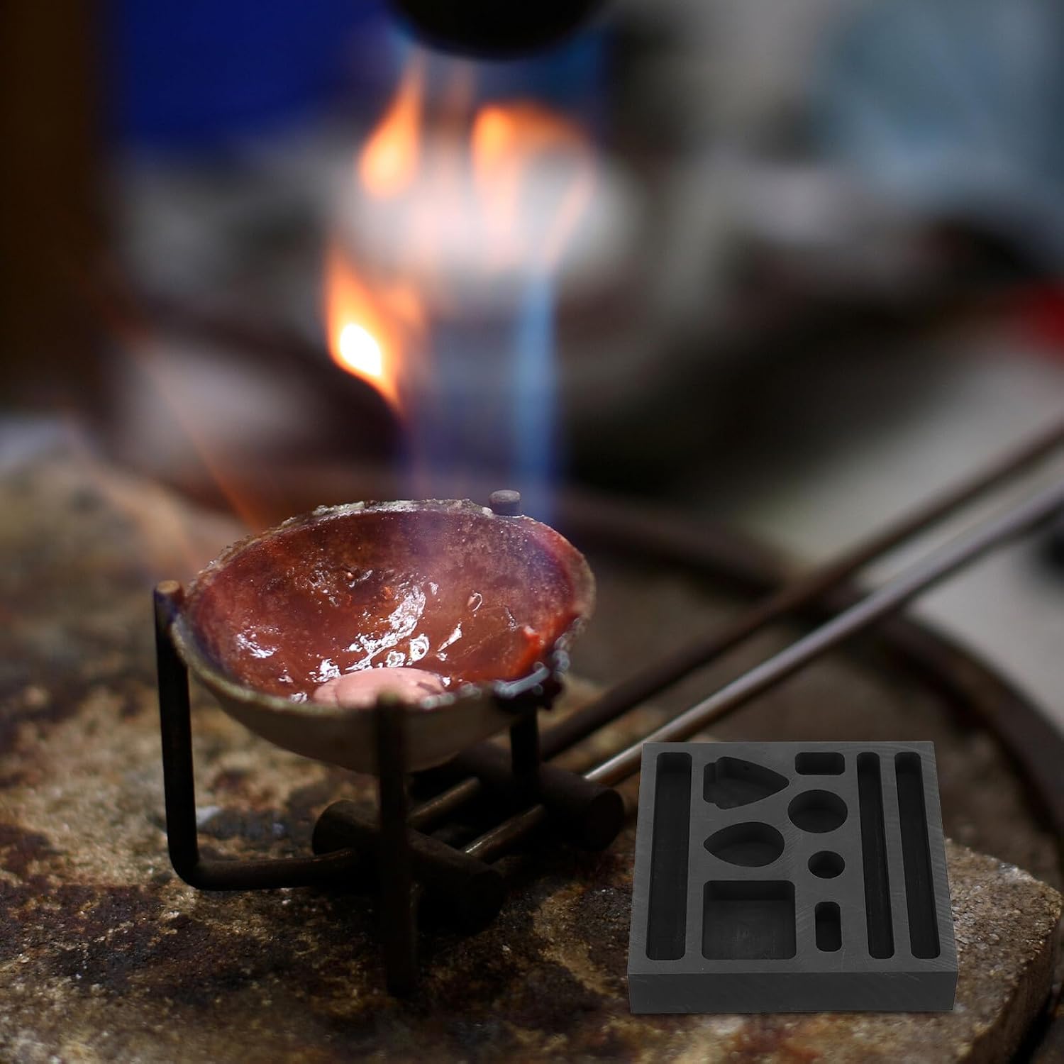 Lurrose 10-Hole Graphite Melting Metal Crucible and Metal Ingot Casting Mold for Jewelry Making, High Purity Graphite Smelting Container Suitable for Gold Silver