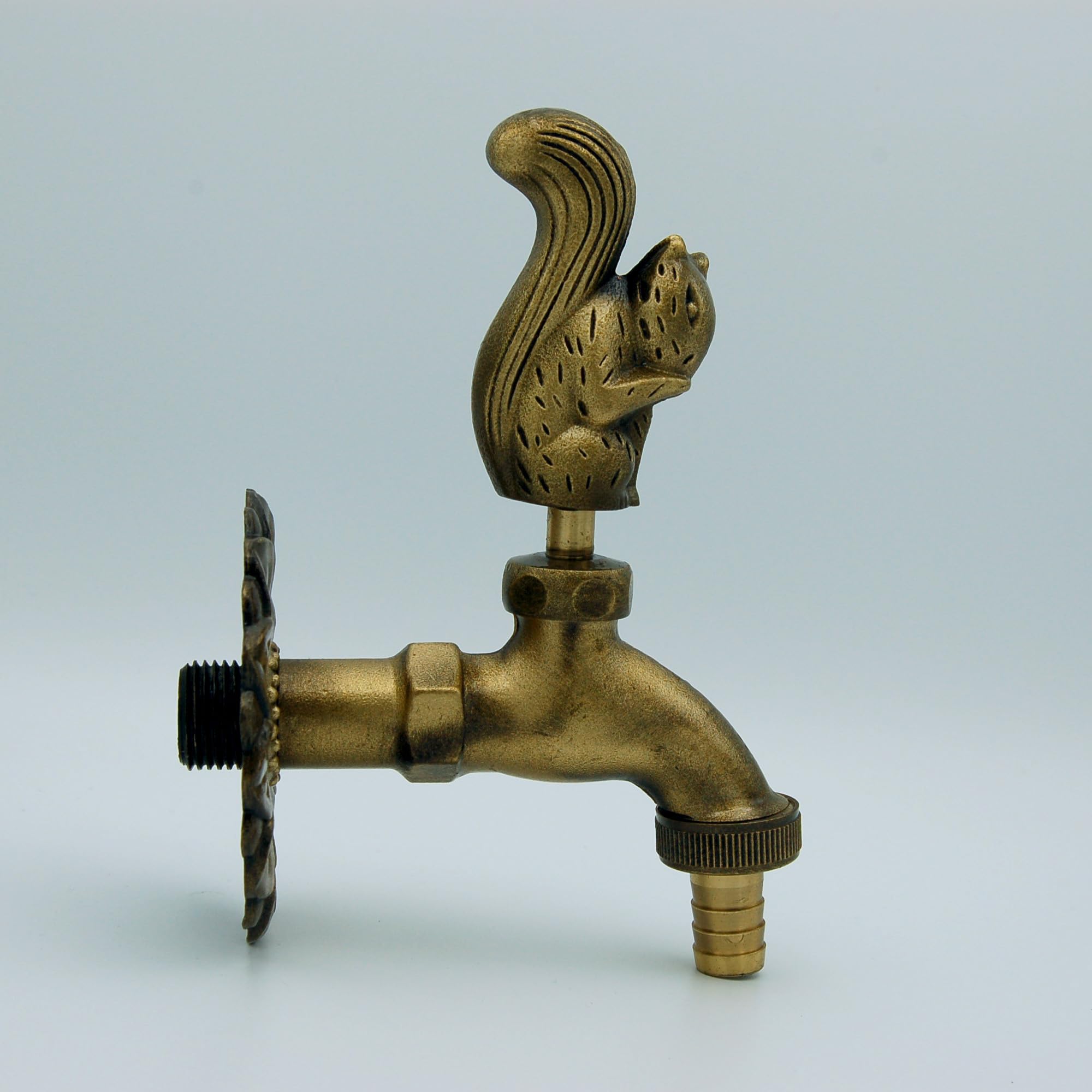 Rubinetto giardino 1/2" decorativo scoiattolo con raccordo tubo