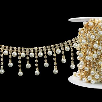 PEARLY JUN 1 ياردة سلسلة من أحجار الراين اللؤلؤية مع هامش من الكريستال وشريط مرصع بالألماس الذهبي وشريط شرابة لخياطة فستان الزفاف والحرف اليدوية وزخارف الزهور