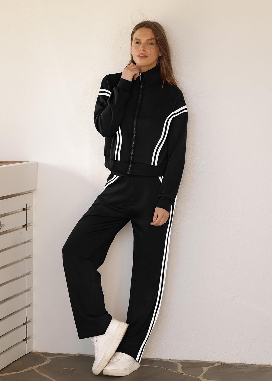 XIEERDUO Lounge Sets for Women 2025 Sweatsuit 2 Piece Outfits Sweatshirt Wide Leg Sweatpant Tracksuit Matching Set - Image 3
