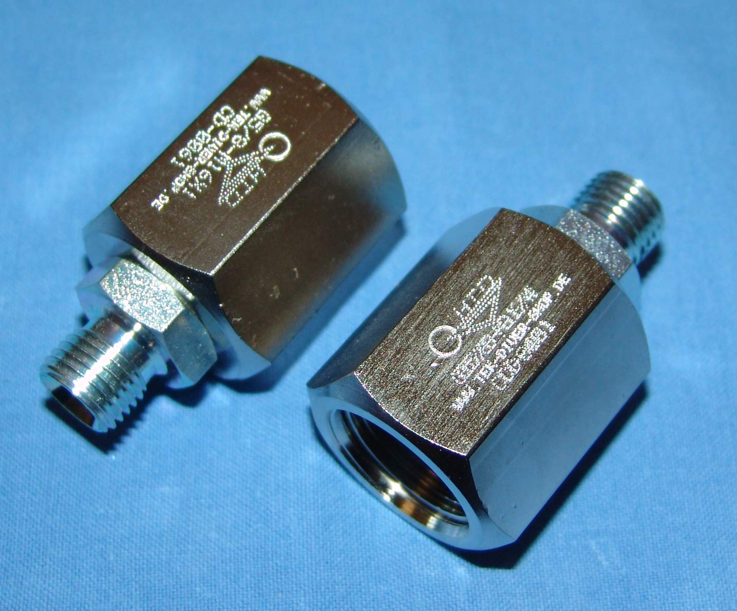 HTD Gewindeadapter Druckluft – G 5/8 Innengewinde, G 1/4 Außengewinde, Stahl verzinkt