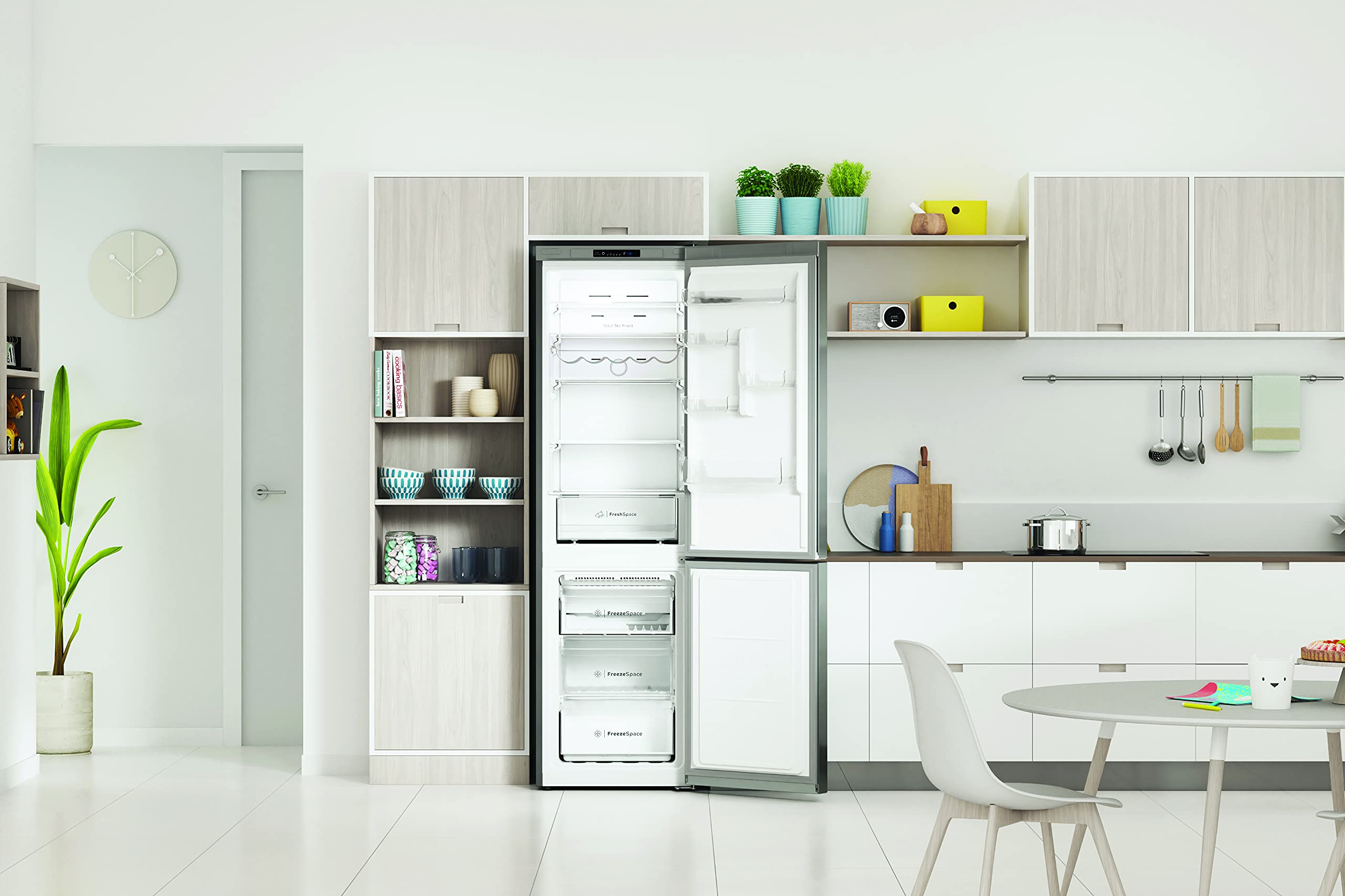 Indesit INFC9 TI22X, Frigorifero combinato total no frost a Libera installazione, 367L