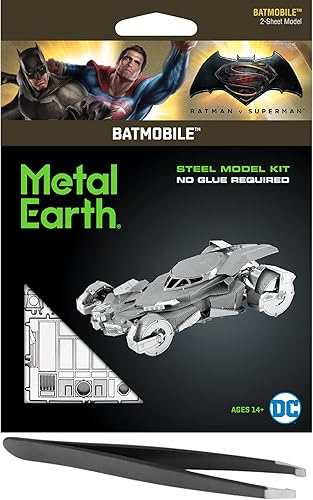 Metal Earth Fascinations Batman v Superman Batmobile 3D Kit de modelo de metal con pinzas