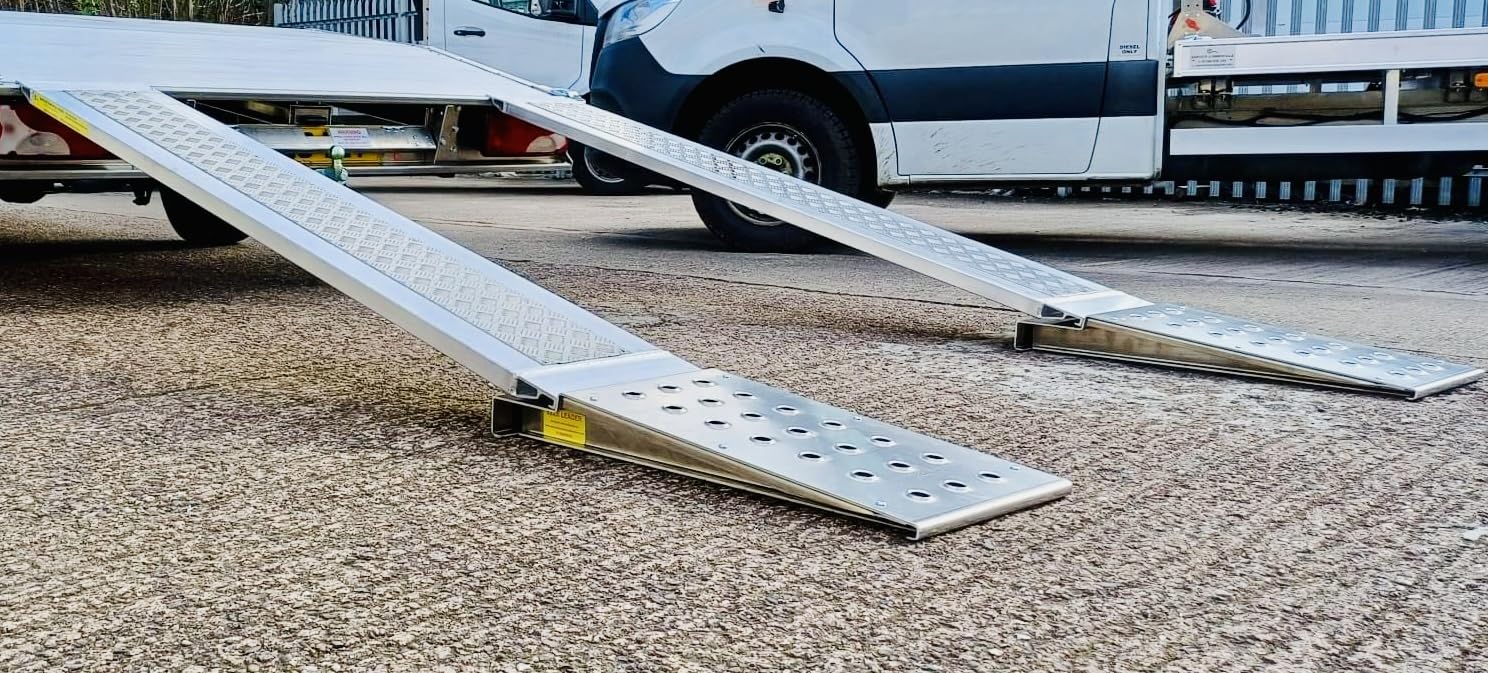 Rampes d'extension pour chargement de voitures basses. 81 x 35 x 10 cm. Antidérapantes en aluminium. Poids léger : seulement 7 kg chacune