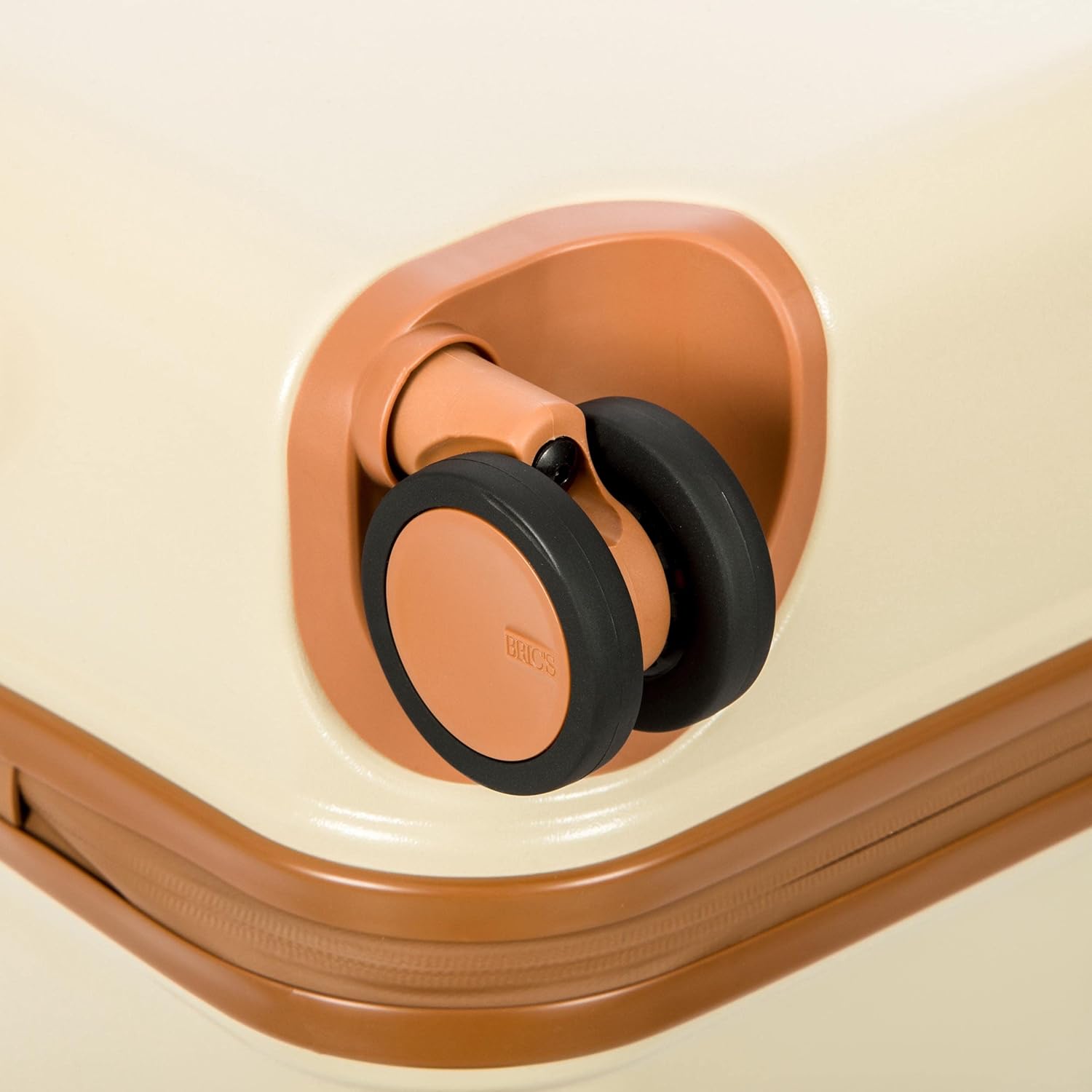 review Bric's Bellagio 2.0 Spinner Trunk - 30 Inch - Luxury Bags for Women and Men - TSA Approved Luggage - Cream