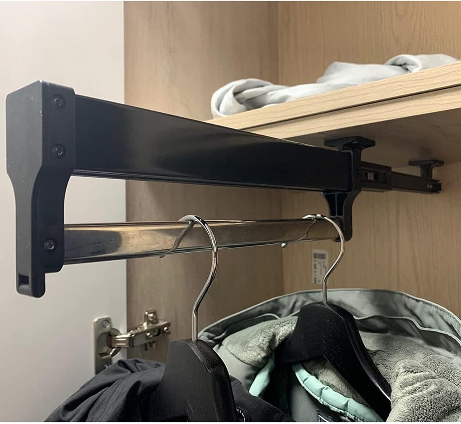 Extendable Pull Out Closet Rod Adjustable Wardrobe Clothes Rail