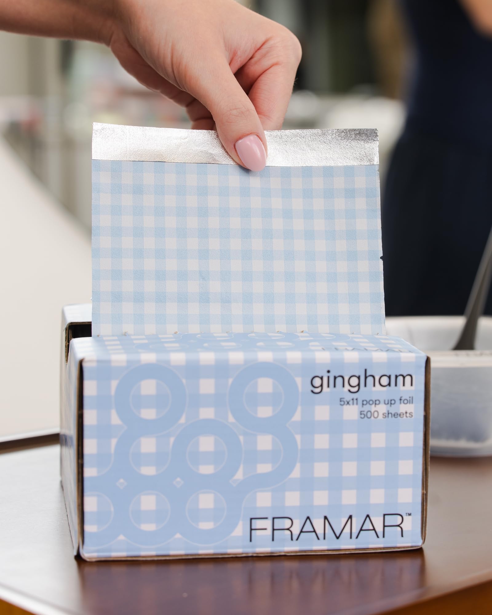 FRAMAR Blau-weiß kariert Strähnenfolie Für Friseur - Alufolie Friseur, Alufolie Für Strähnen Set, Haarfolie, Strähnchenfolie, Strähnchen Folie, Haarfarbe Zubehör - 500er-Packung