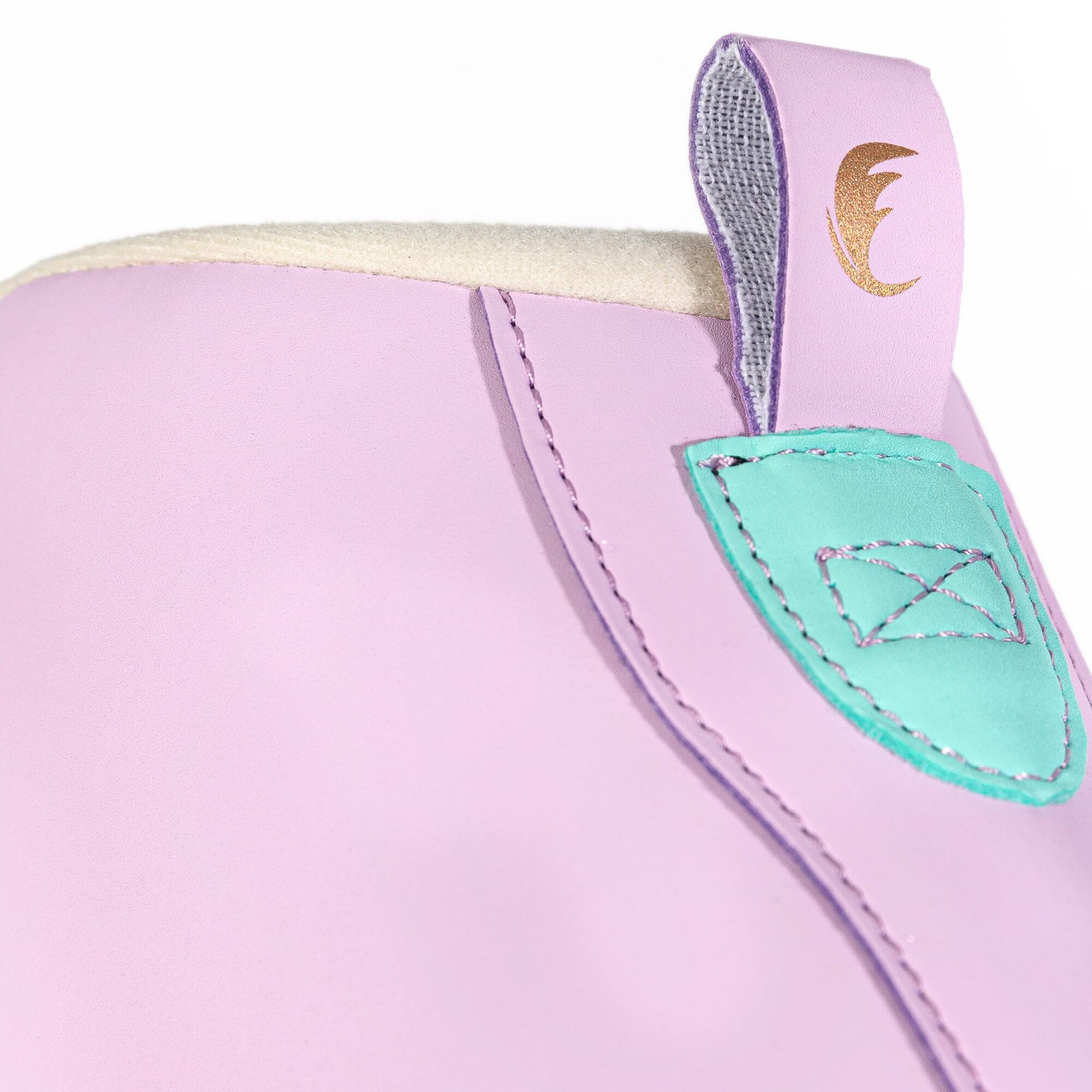 Chaya Melrose Lavender Roller Skates - Stilvolle Rollschuhe im Retro-Style von 36 bis 42 - Komfortable vegane Materialien - Glasfaserverstärkte Kunststoffplatte - 61mm/78A Rollen